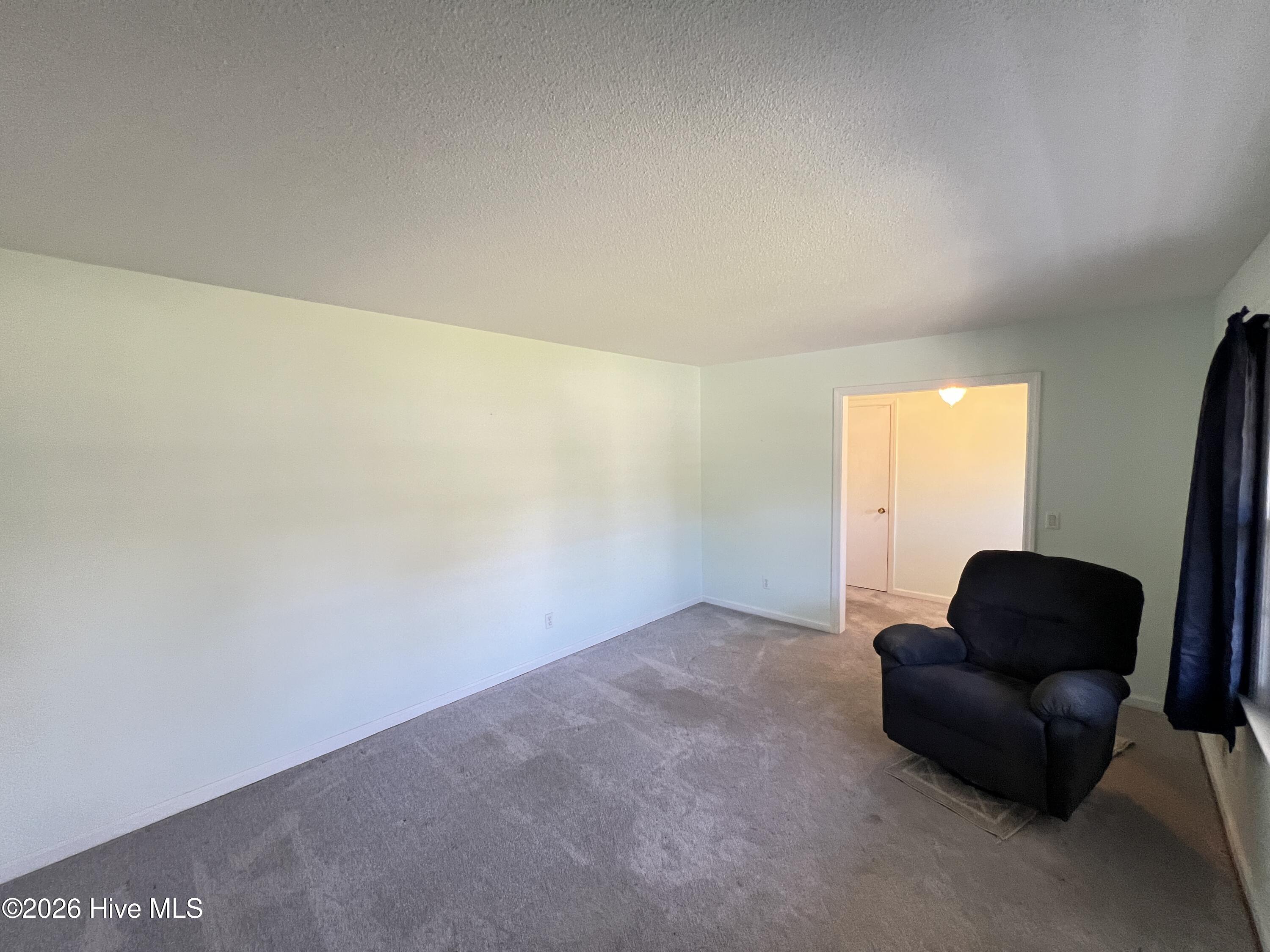 100562608 | Photo 22