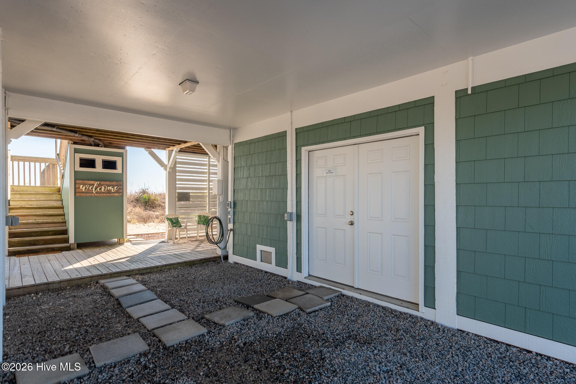 100558758 | Photo 52