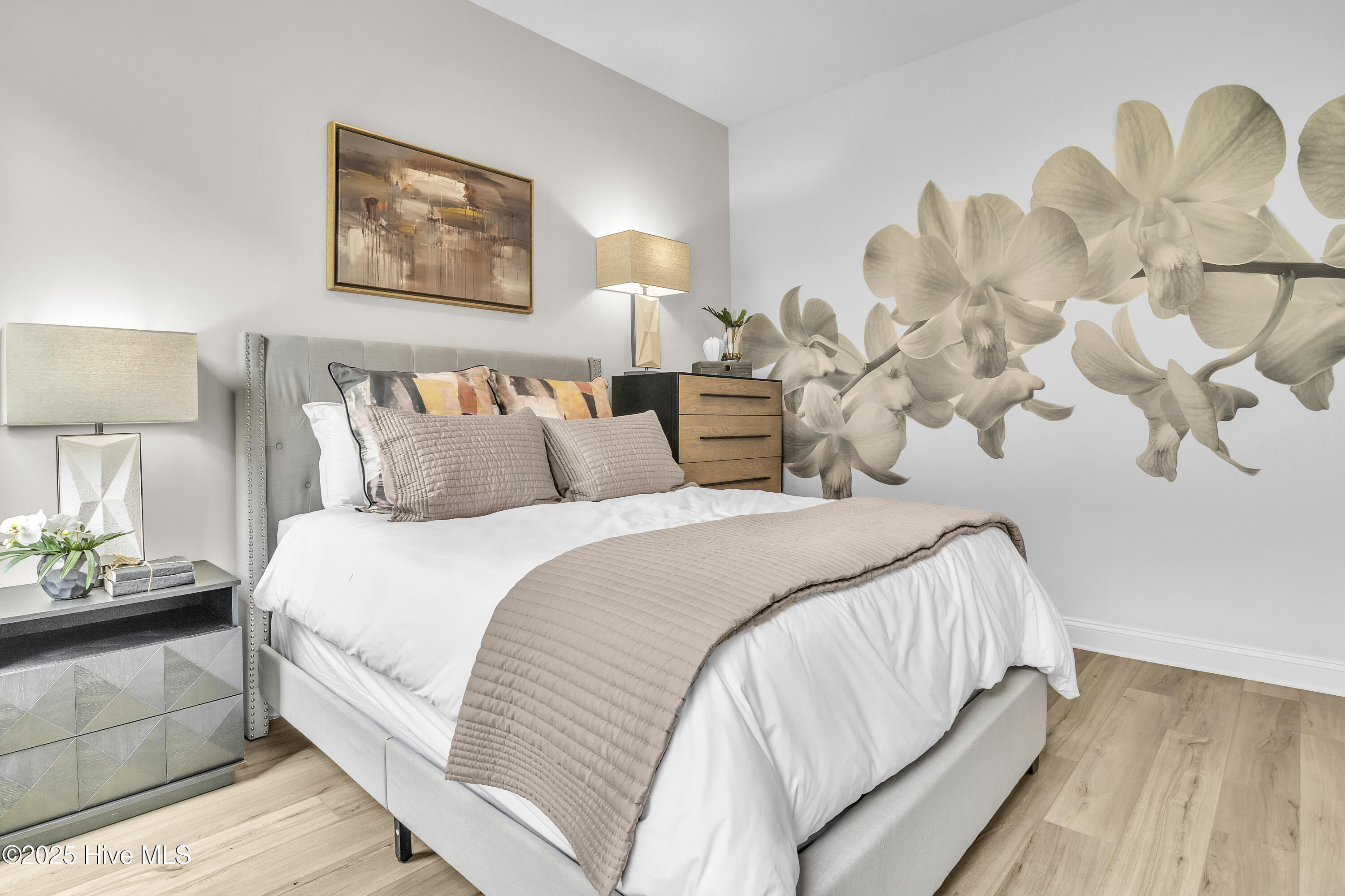 100562481 | Photo 22