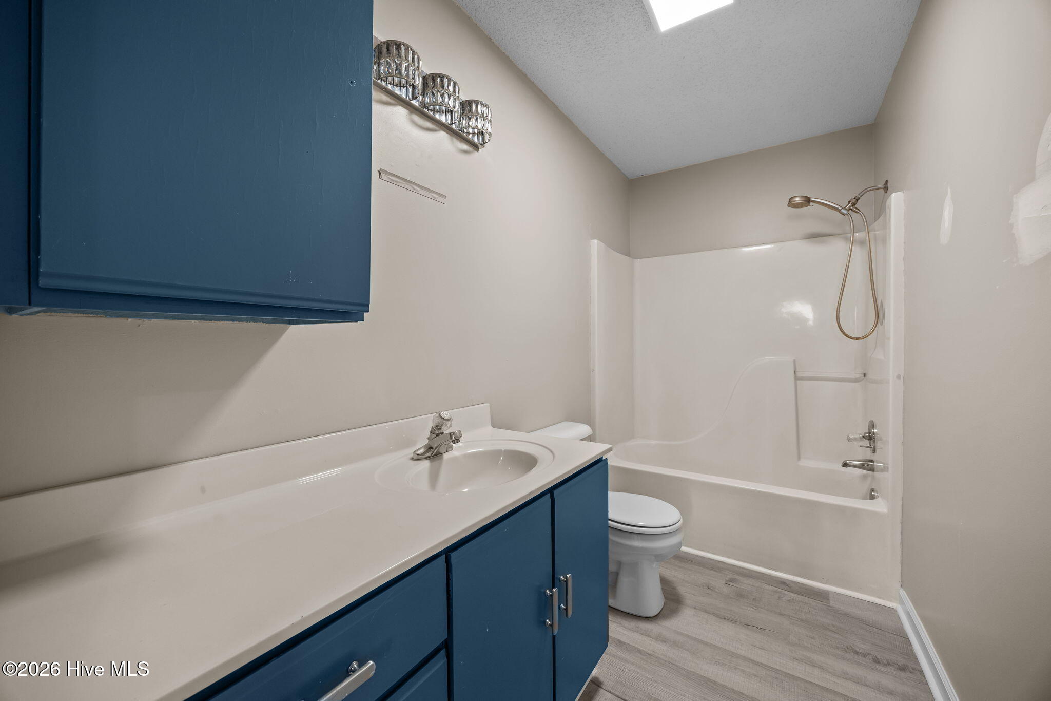 100556691 | Photo 21