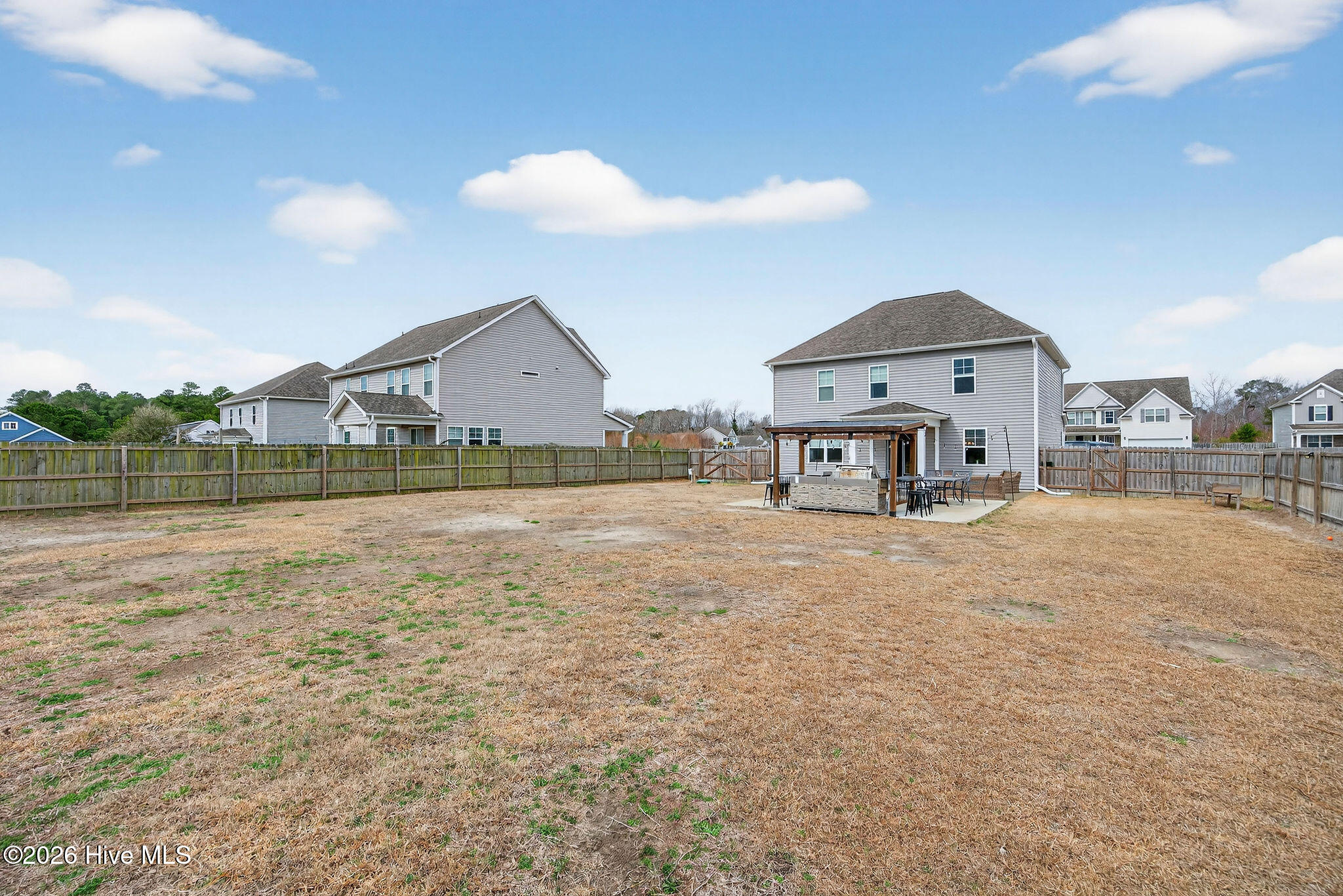 100557202 | Photo 19