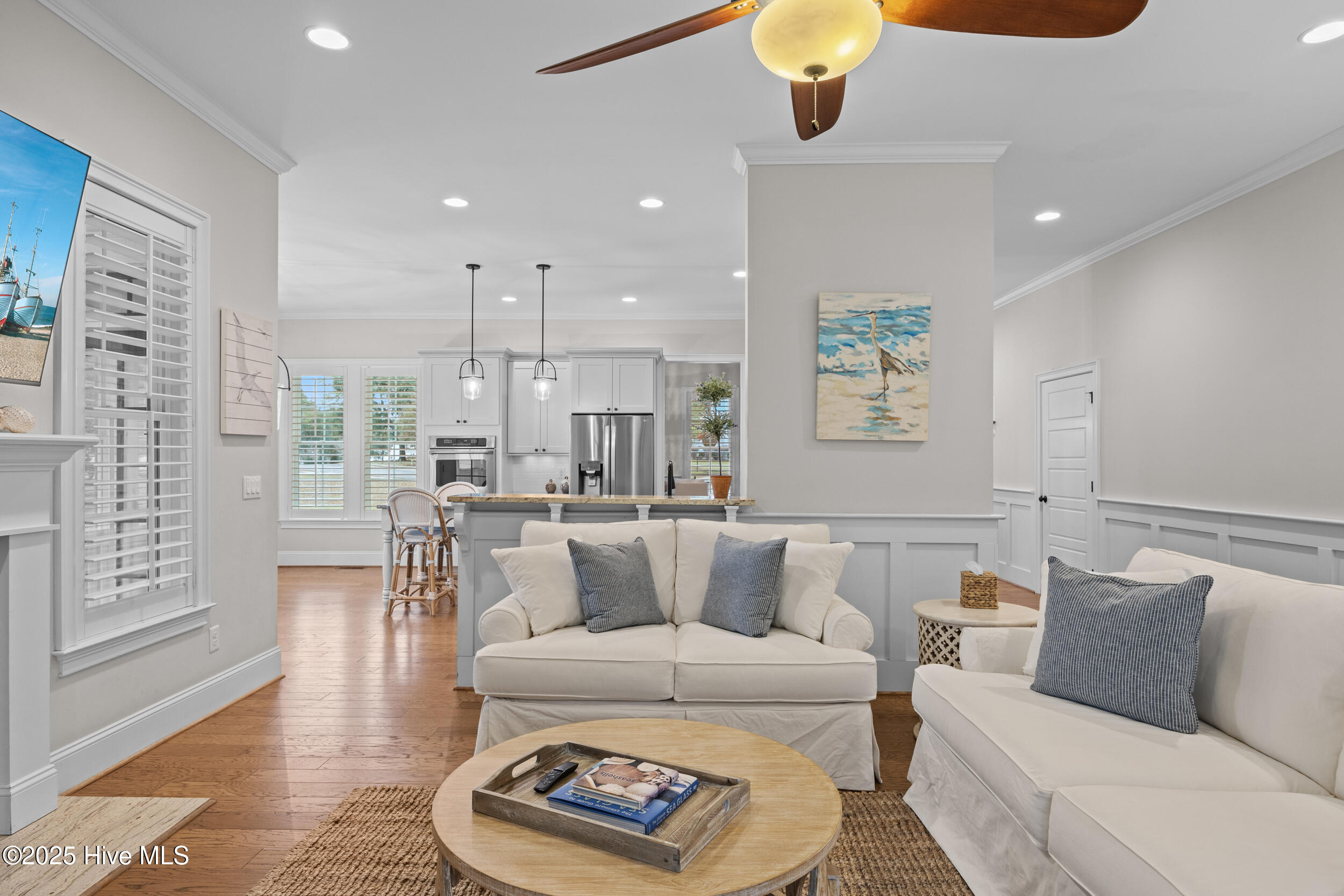 100543217 | Photo 40