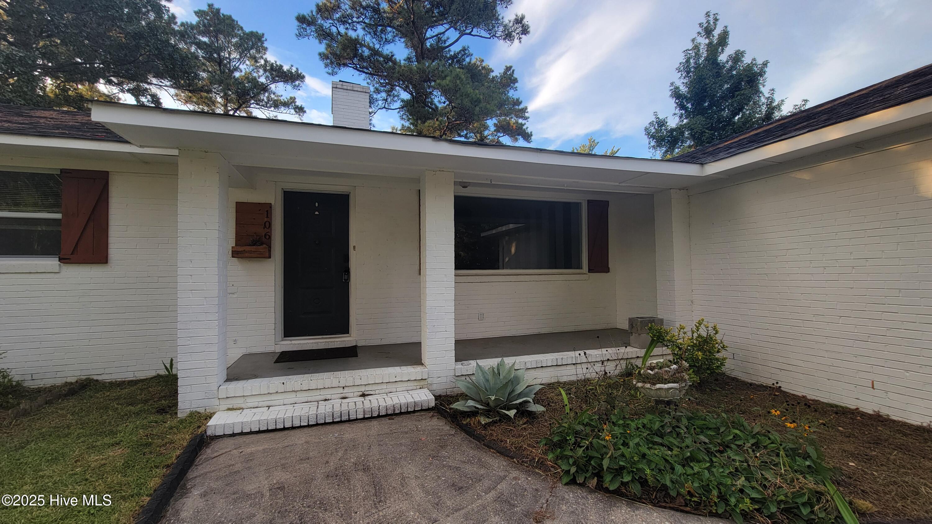 100530315 | Photo 46