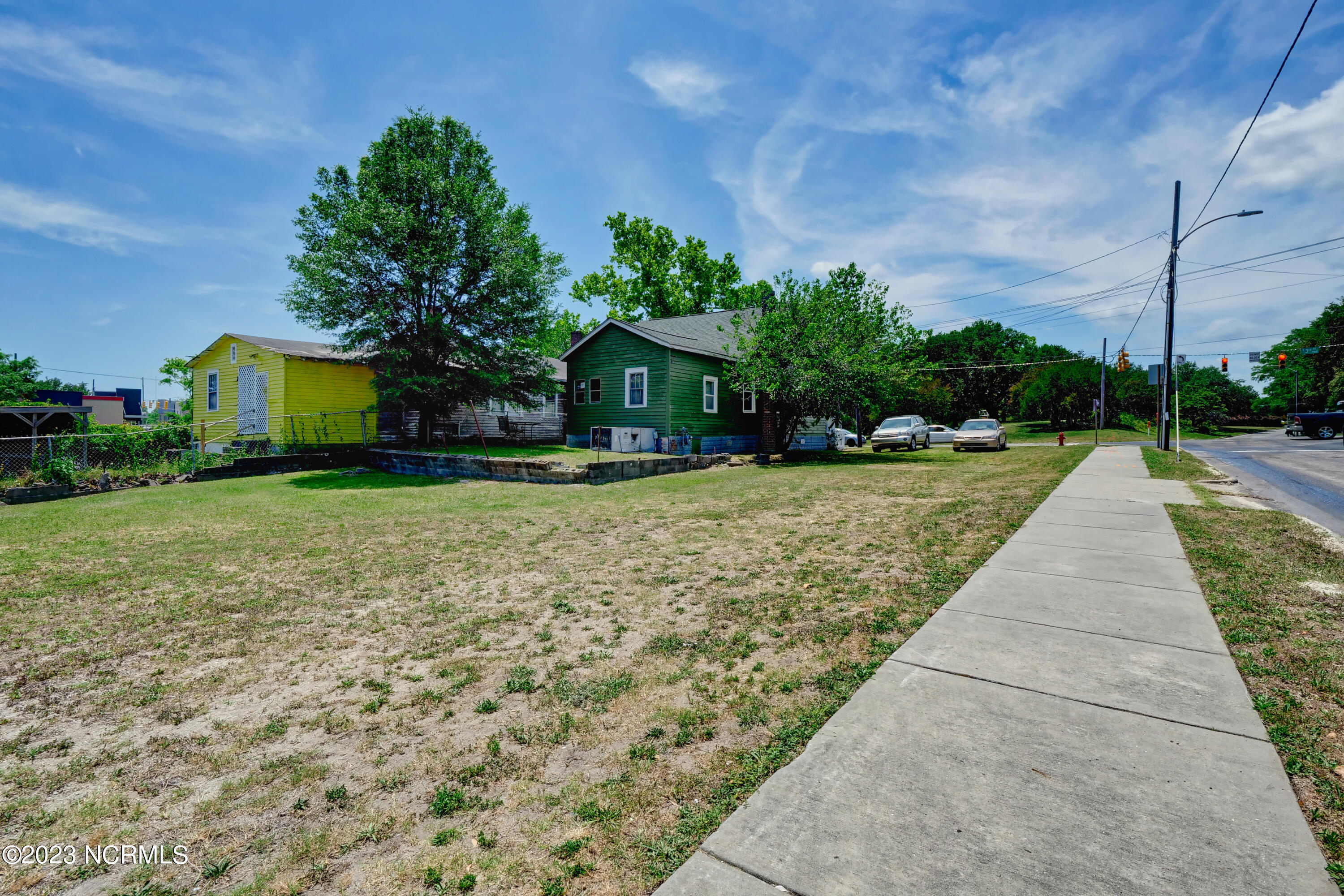 100428820 | Photo 11