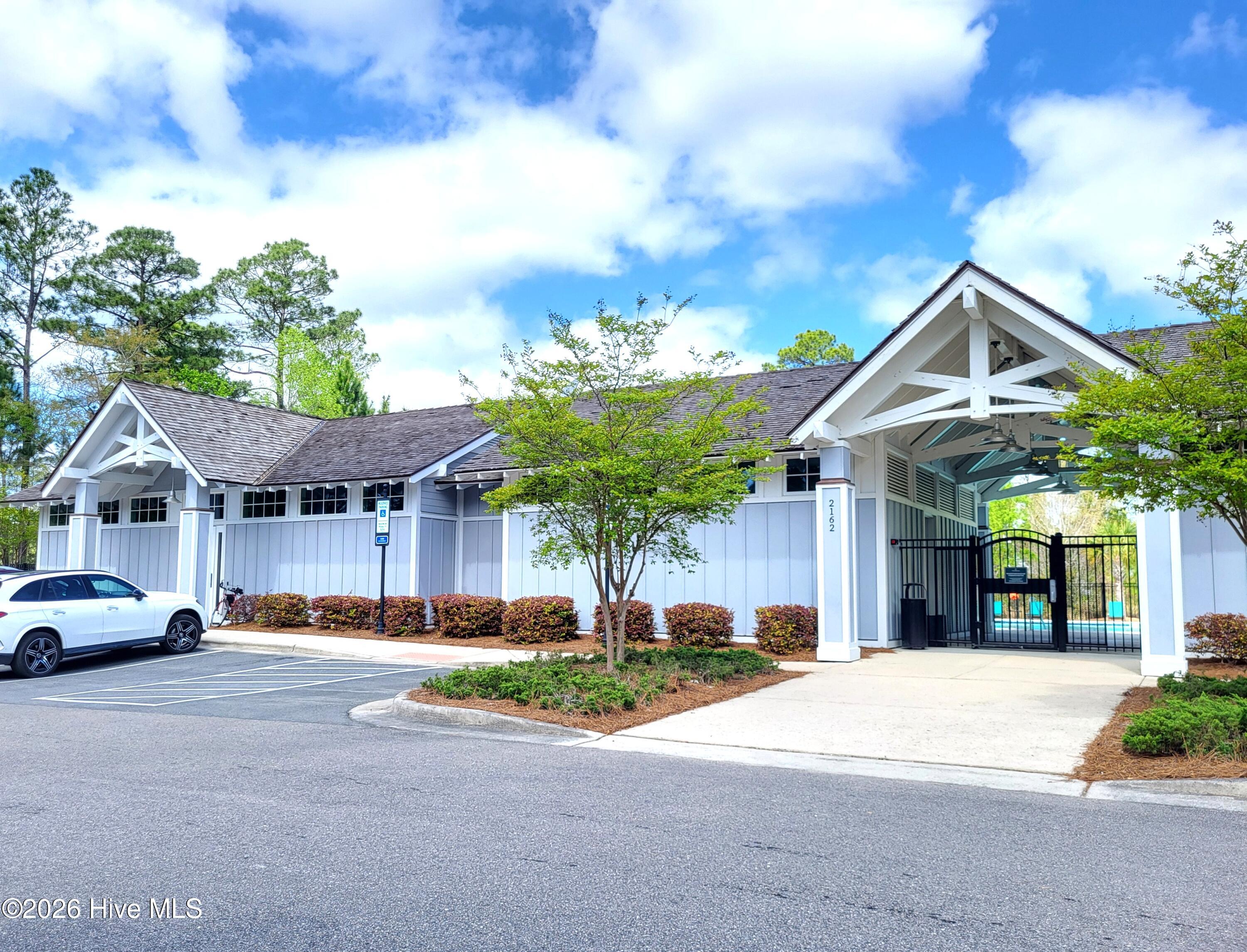 100564623 | Photo 32