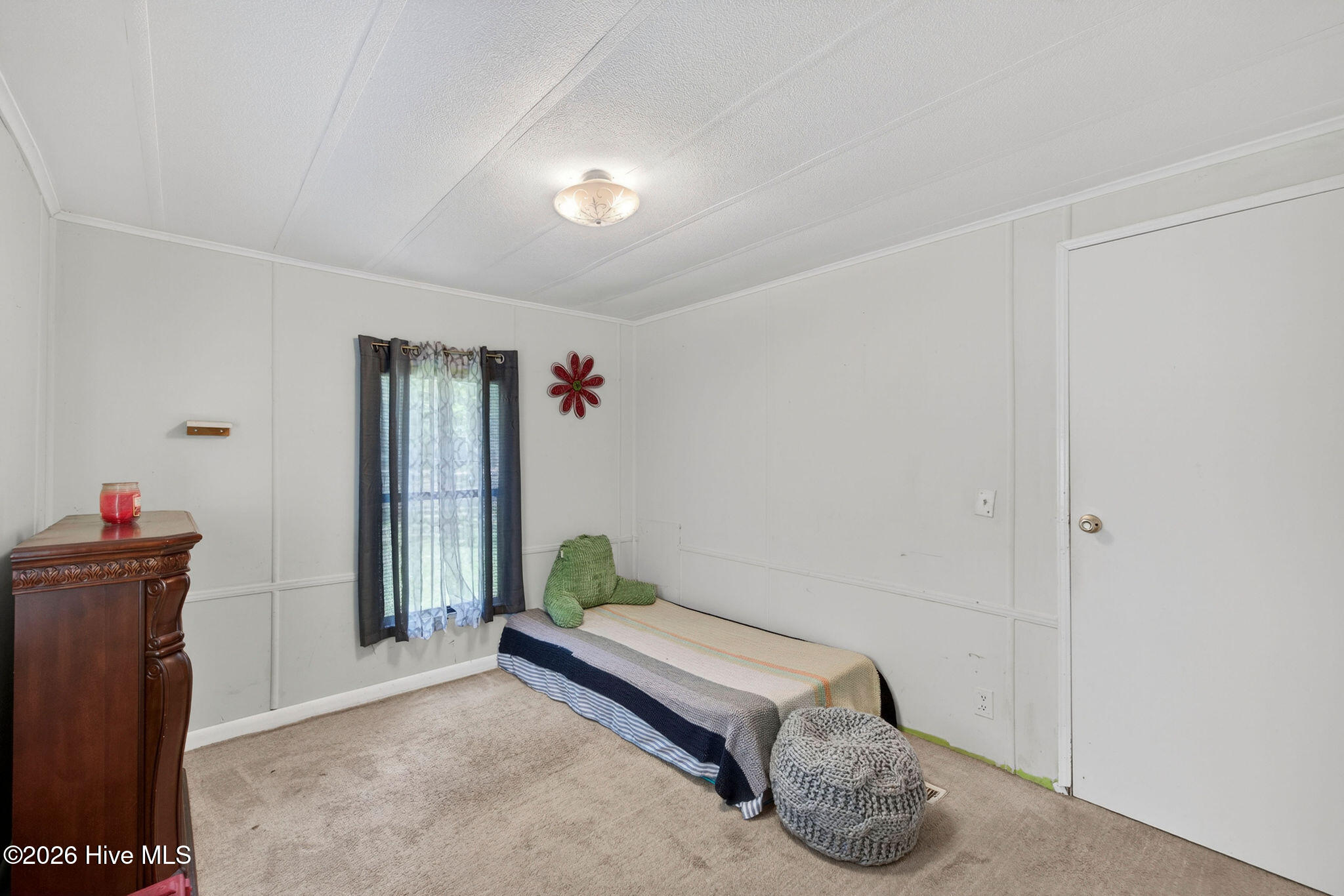 100566333 | Photo 26