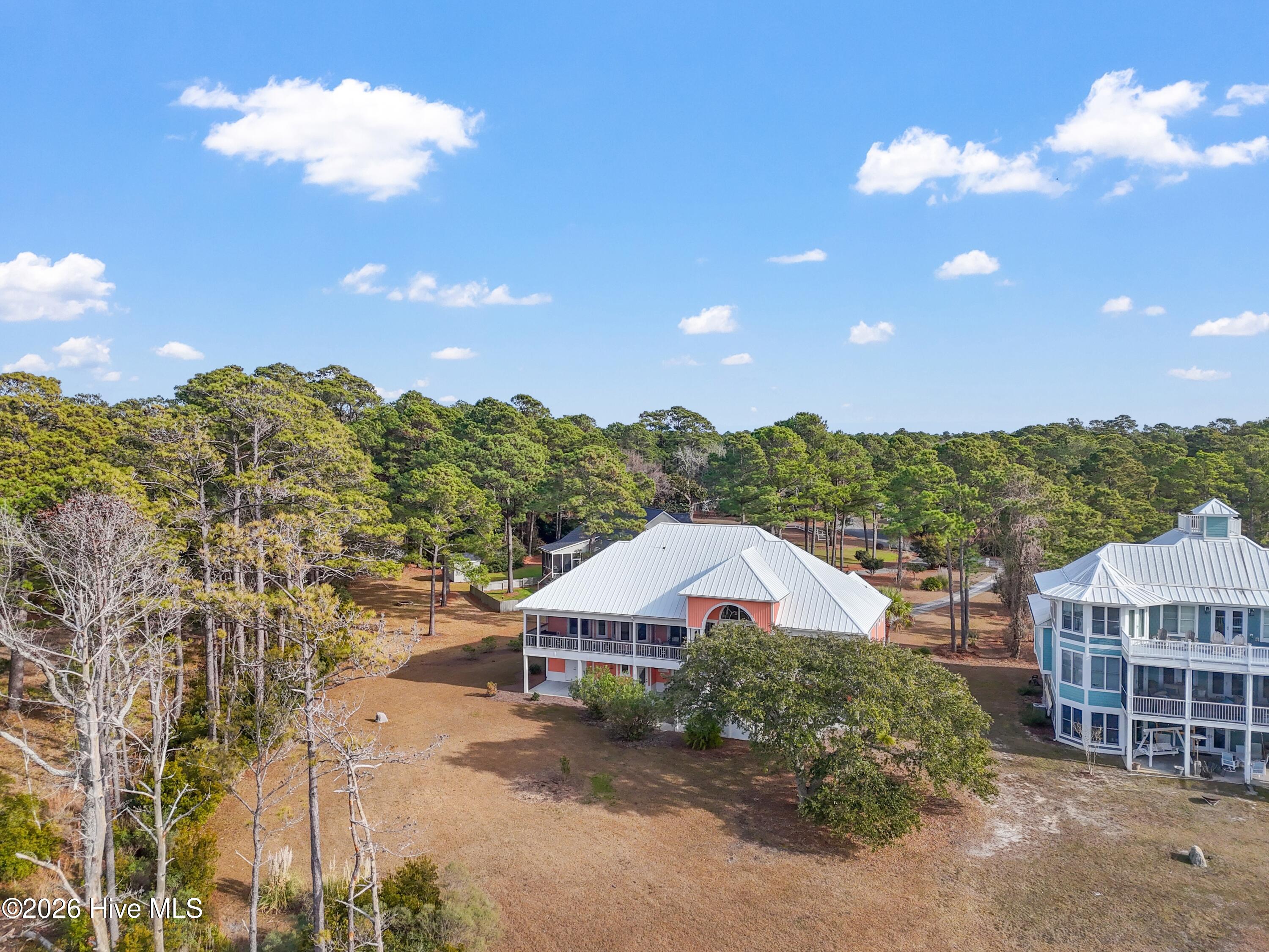 100549658 | Photo 87