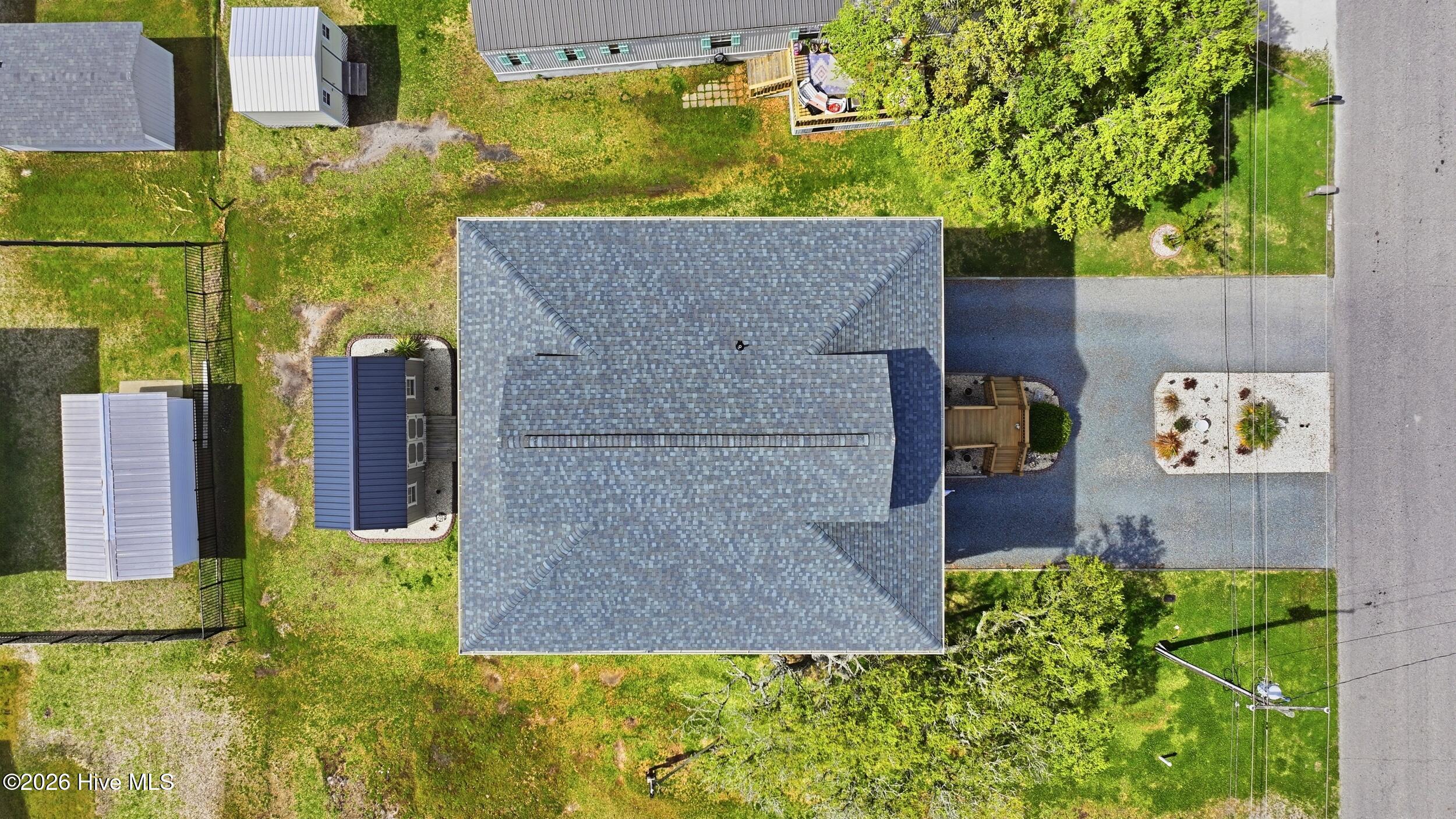 100566113 | Photo 42