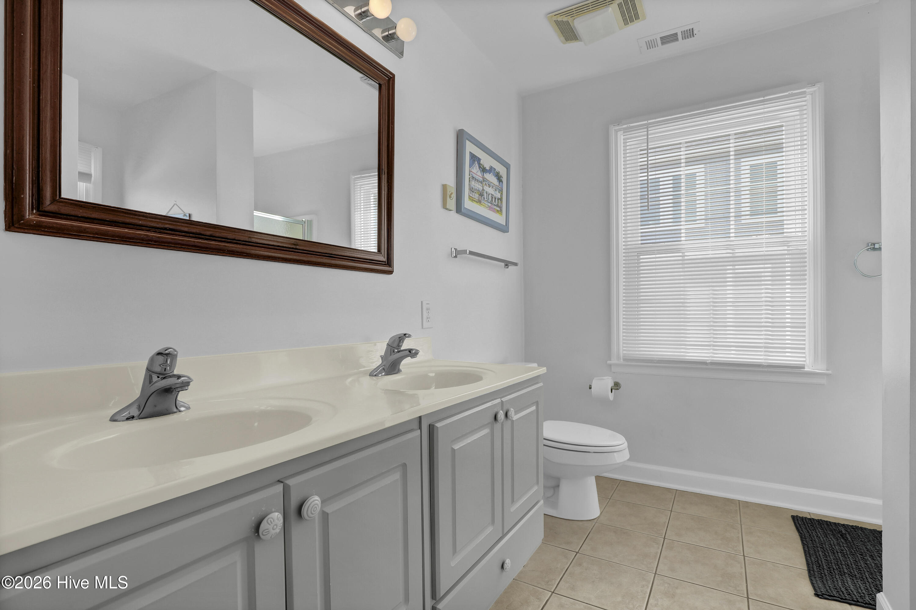 100551936 | Photo 45