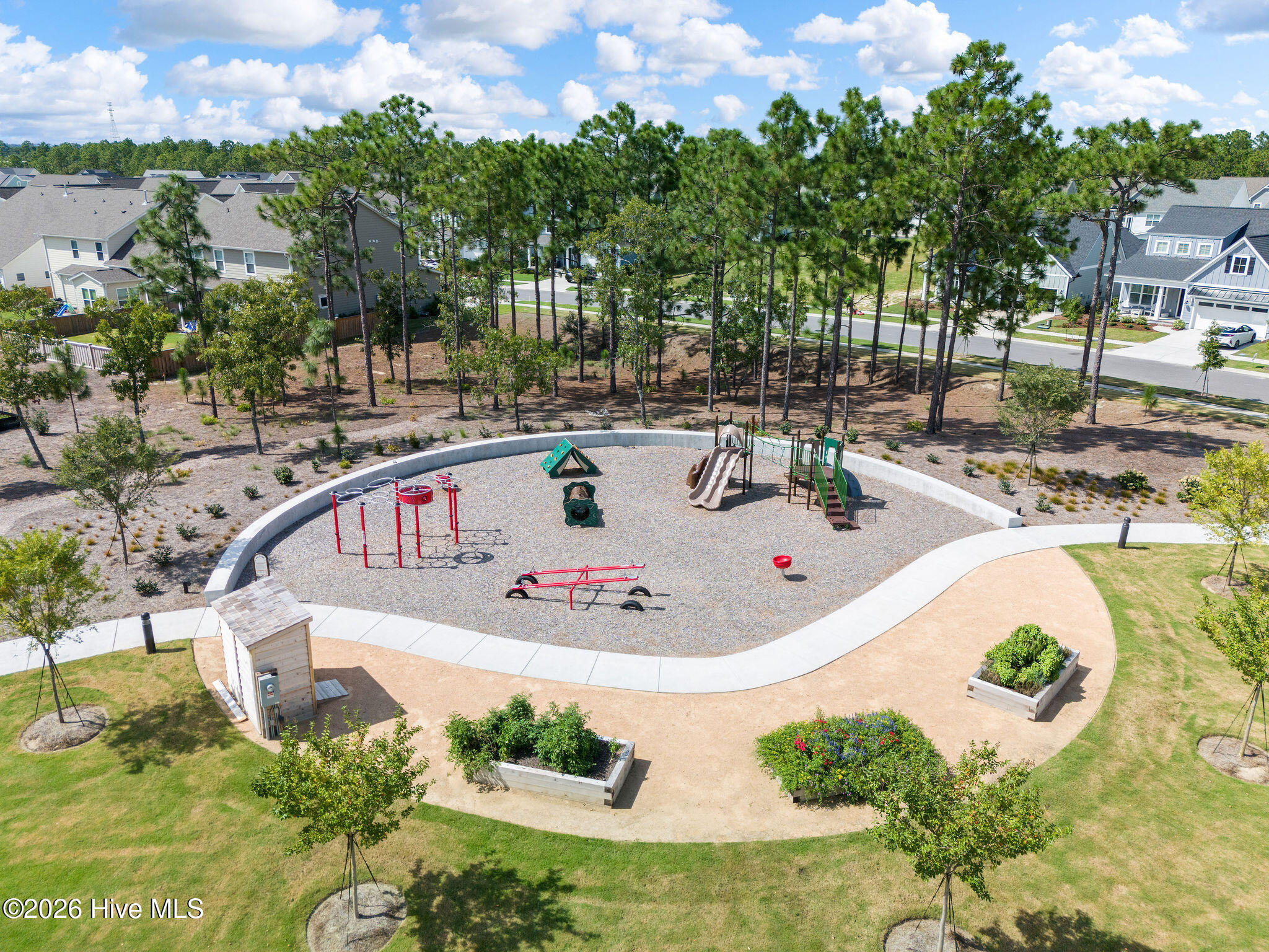 100558472 | Photo 45