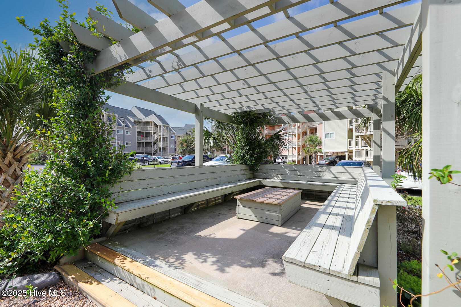 100537338 | Photo 20