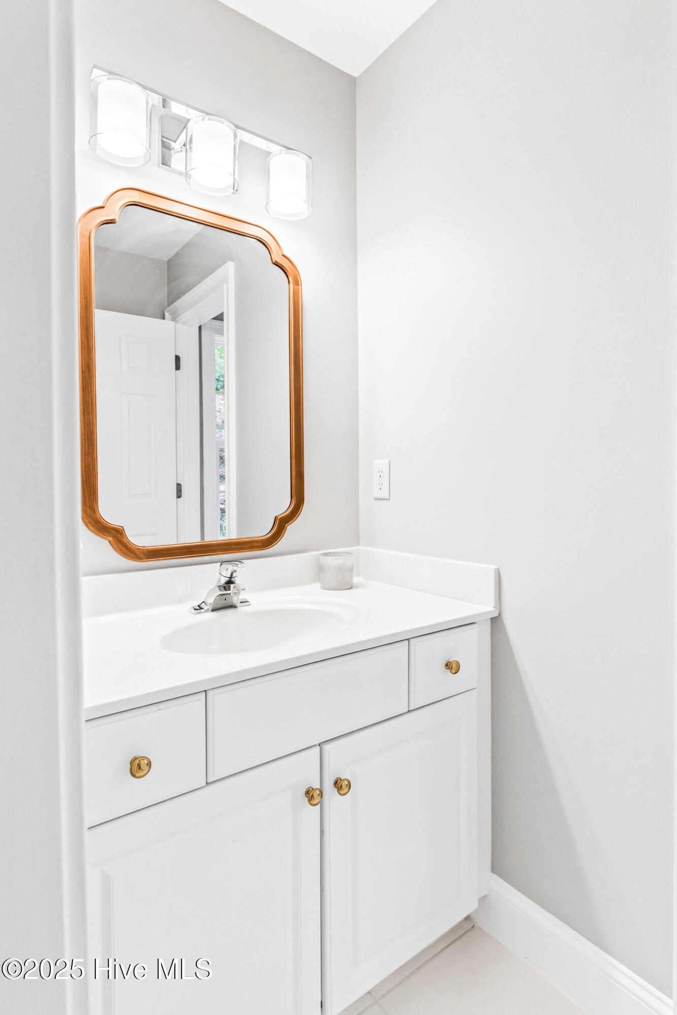 100495433 | Photo 32