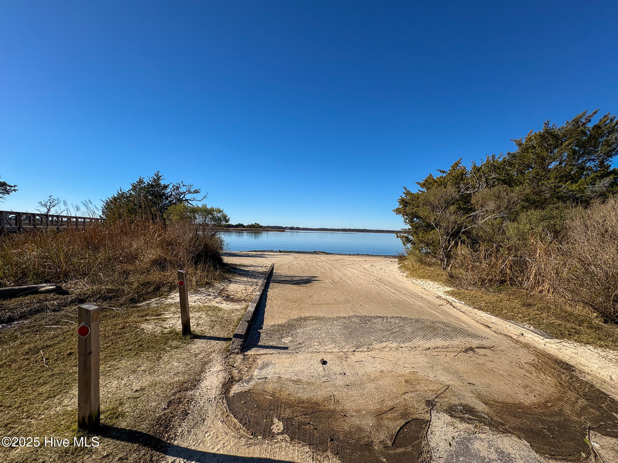 100545735 | Photo 18