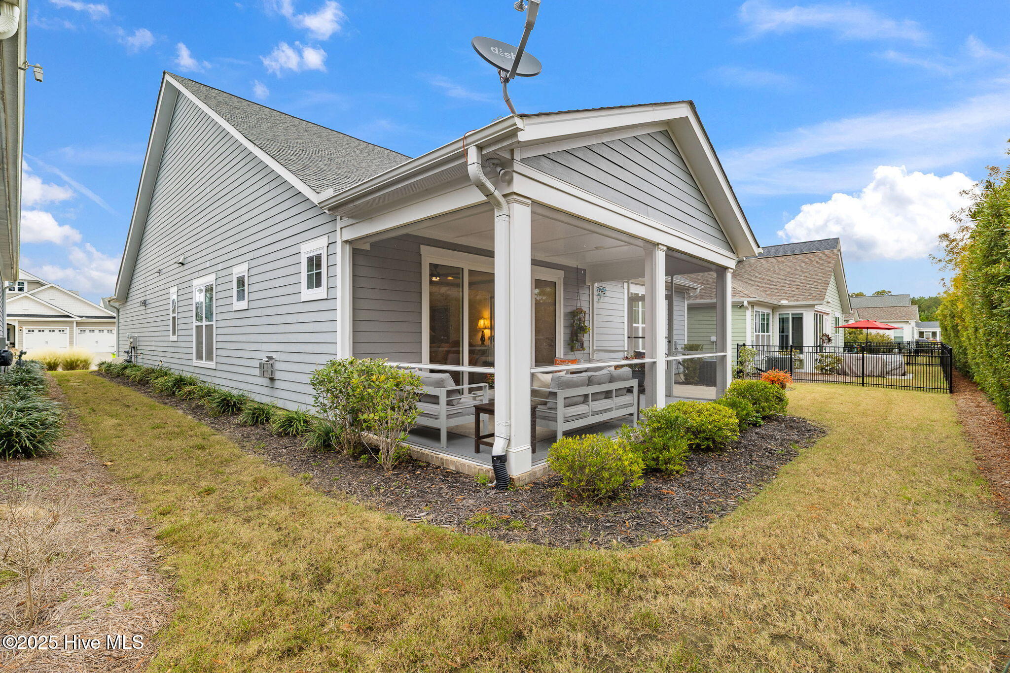 100541268 | Photo 43