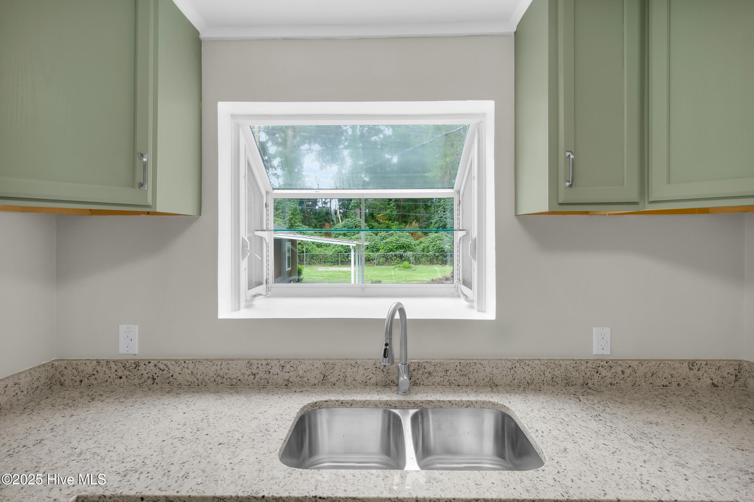 Homes for sale in Havelock, NC | 127 Beaufort Dr, Havelock, NC 28532 | MLS# 100521284