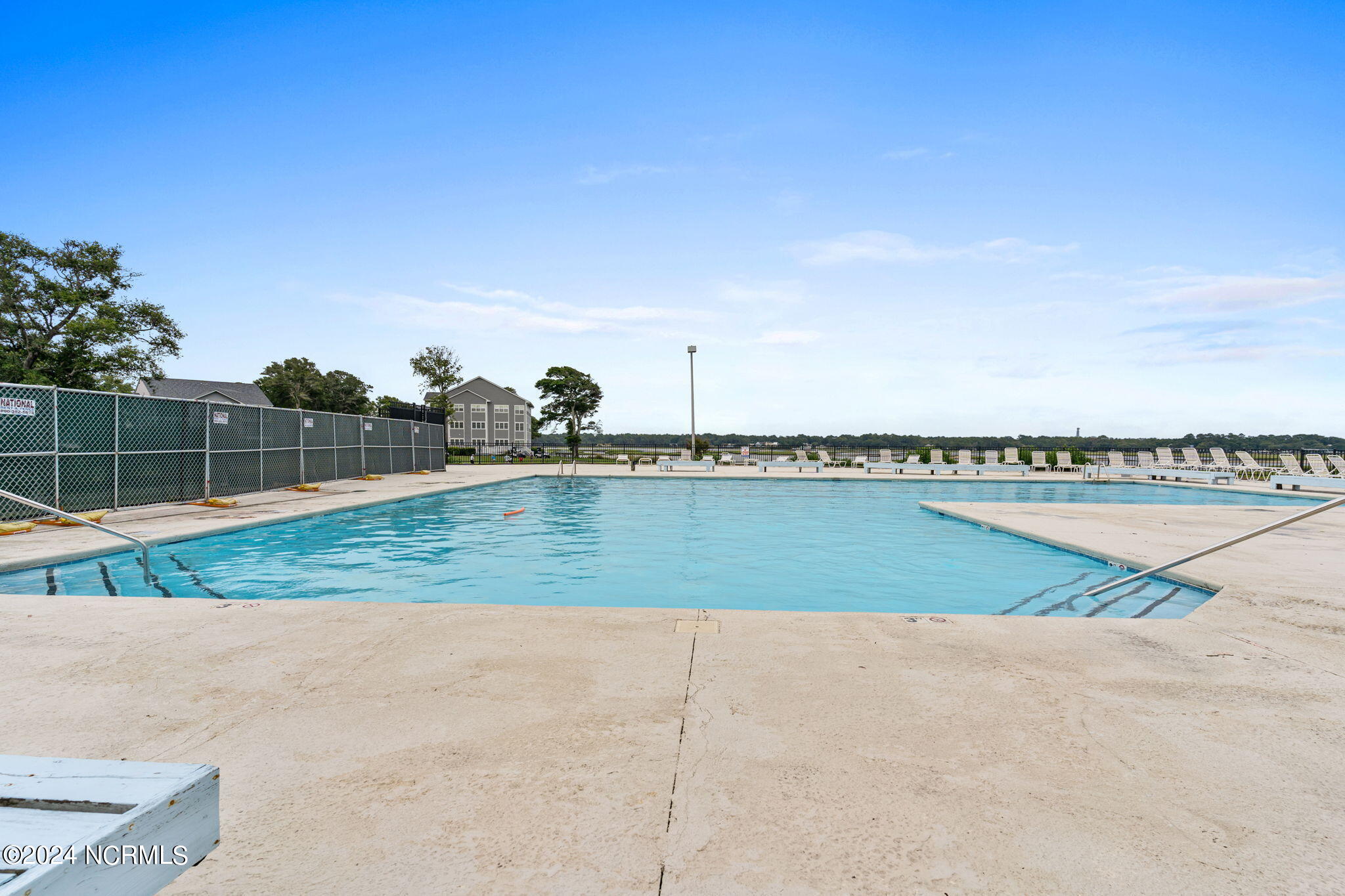 100456942 | Photo 10