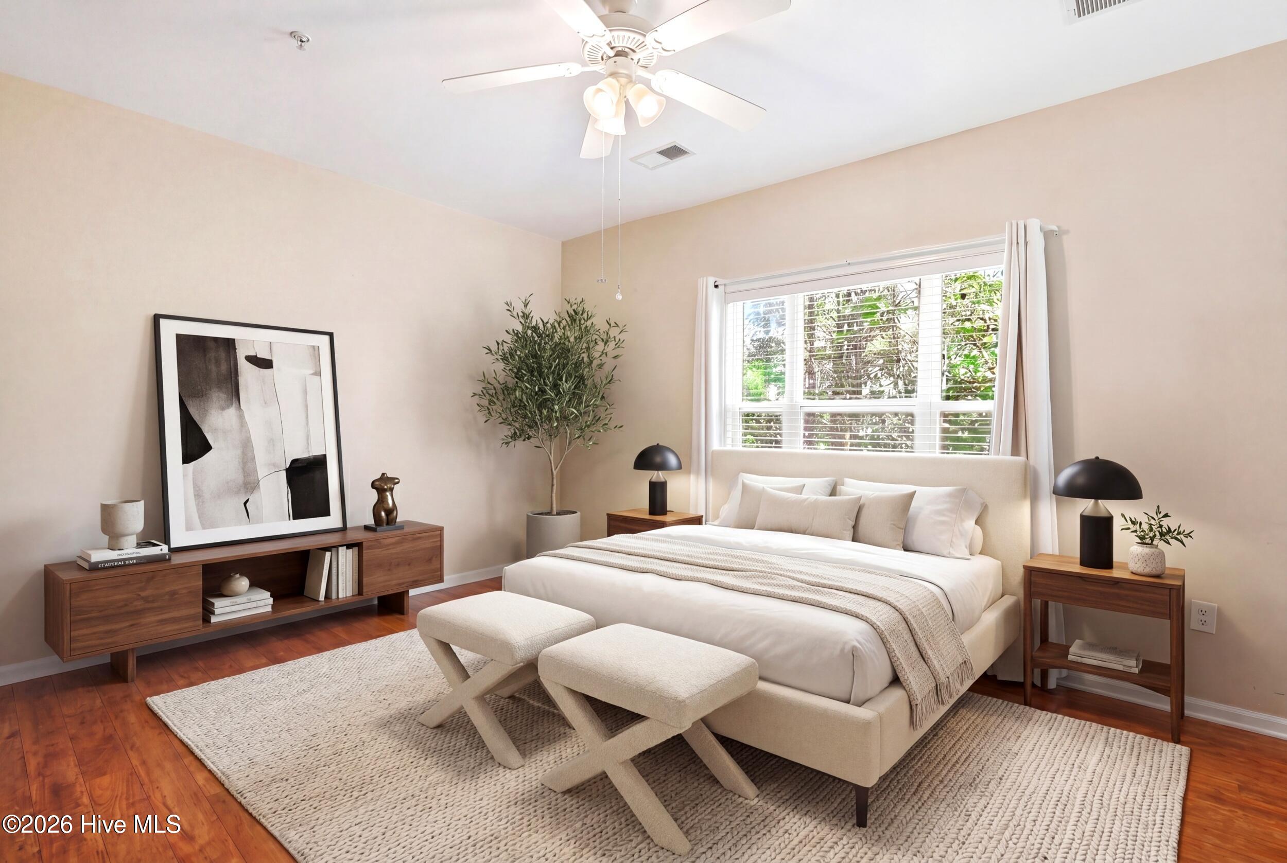 100568042 | Photo 11