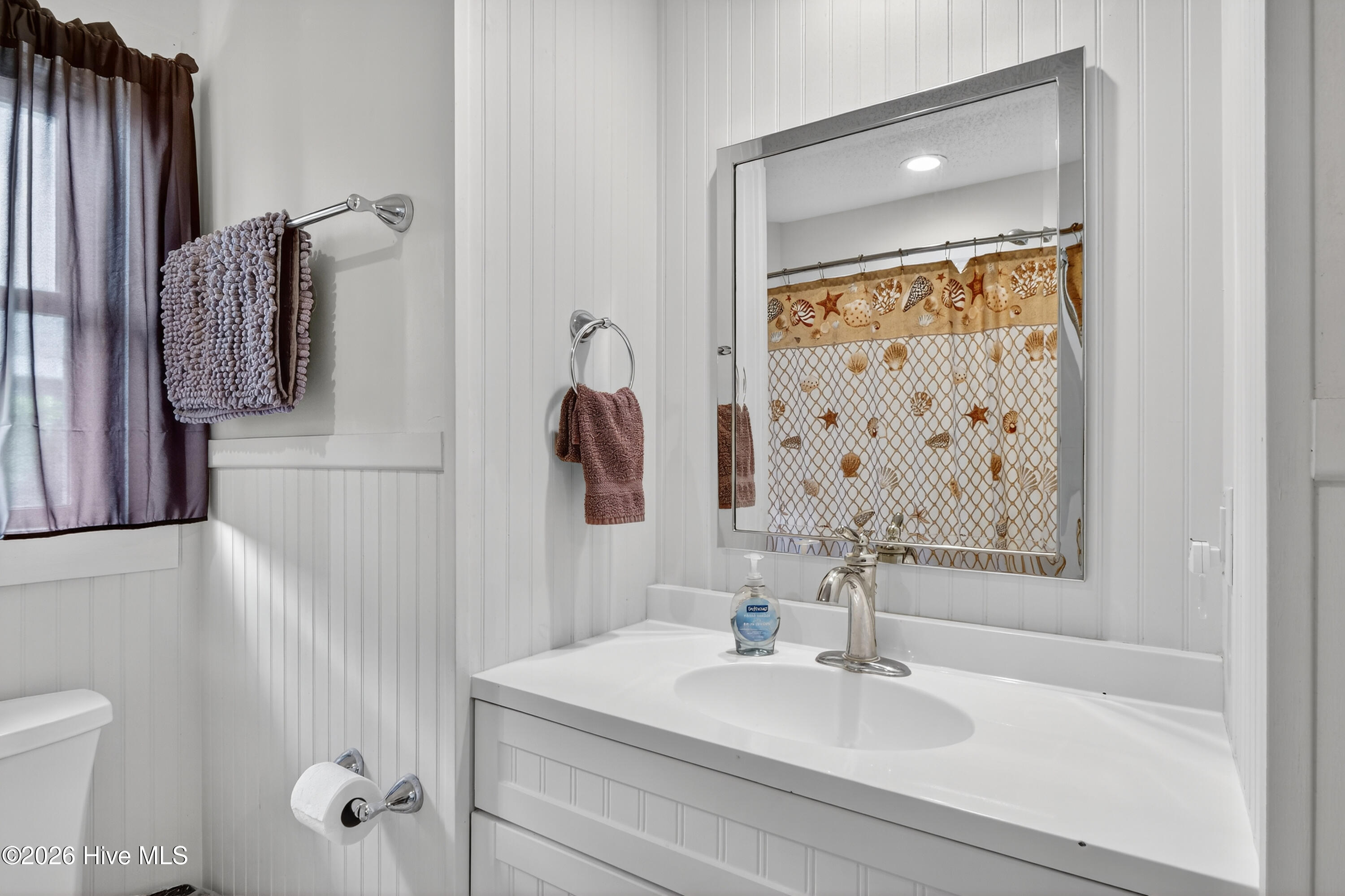 100558855 | Photo 21