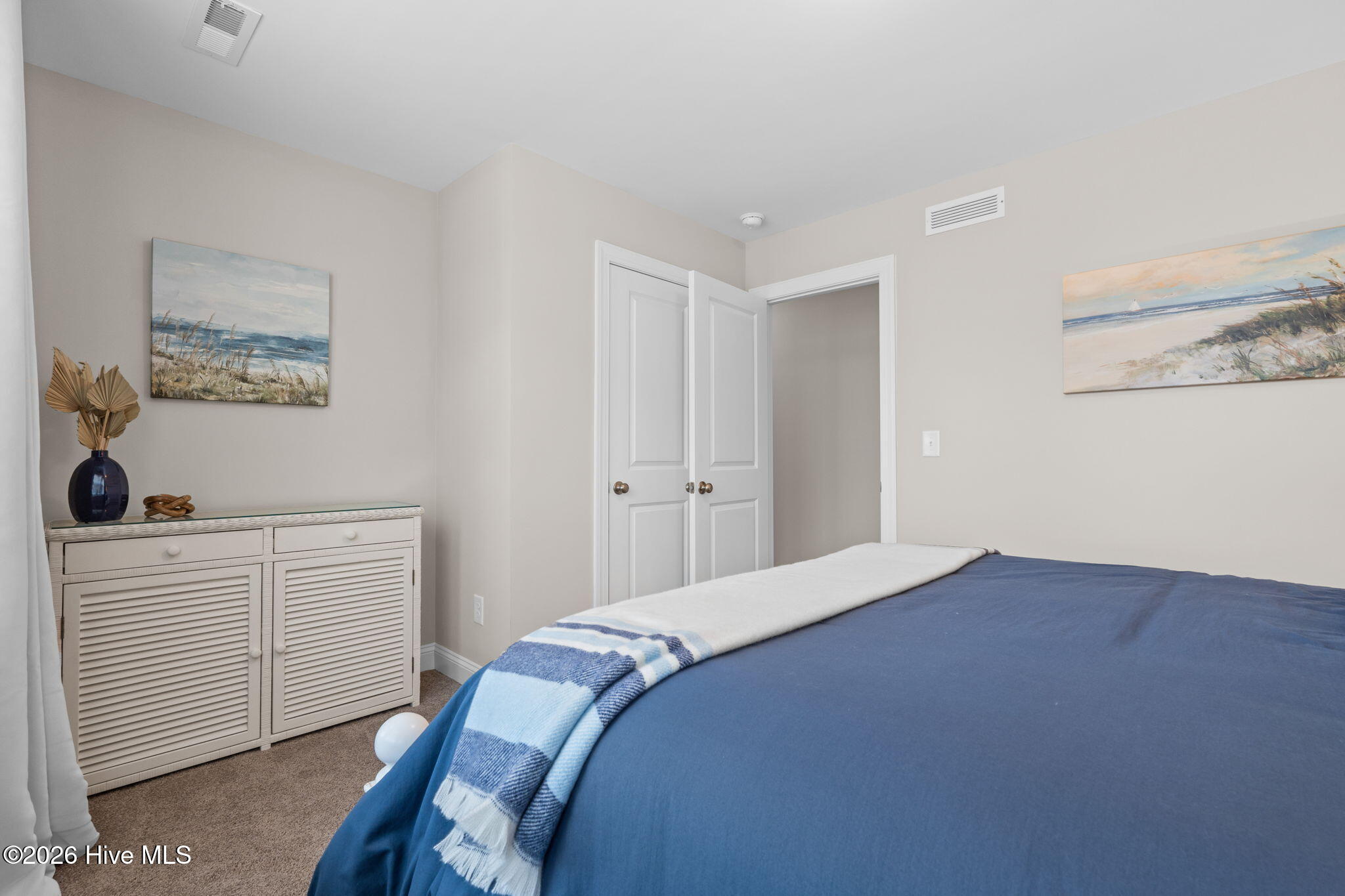 100561816 | Photo 32