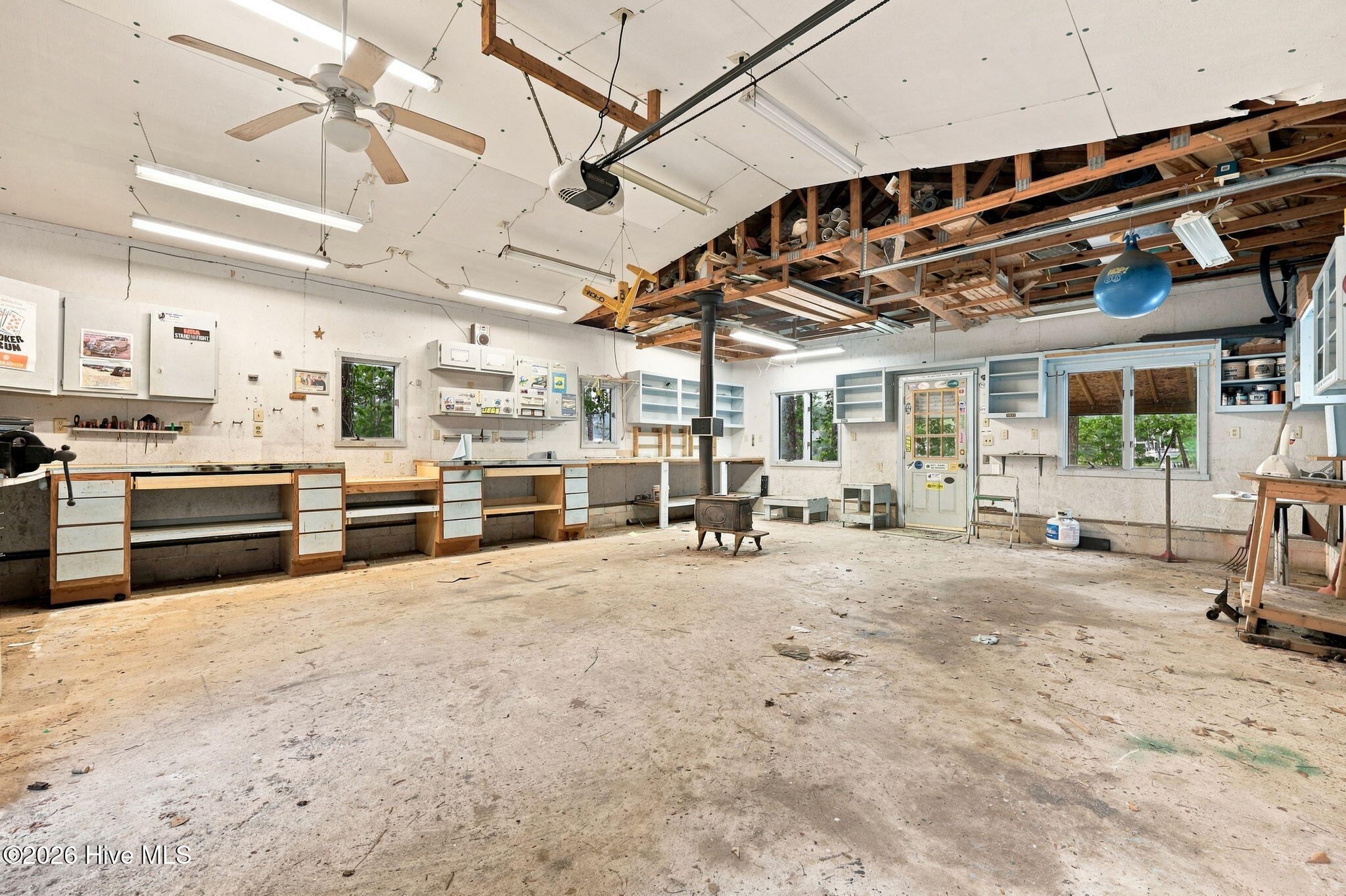 6001 Mainsail Point Road,Oriental
