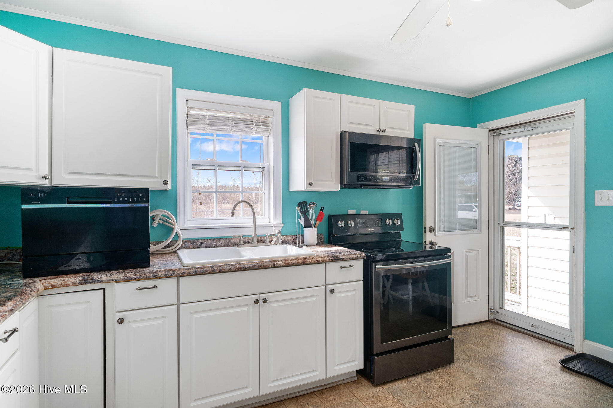 314 S Kennedy Street, Beulaville, NC 28518 – photo 10: 314kennedyst-010