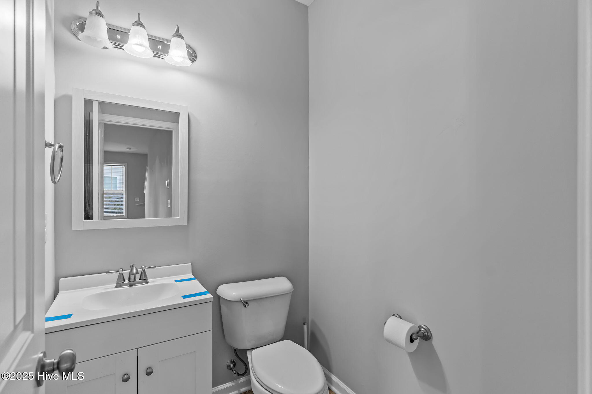 100536530 | Photo 21