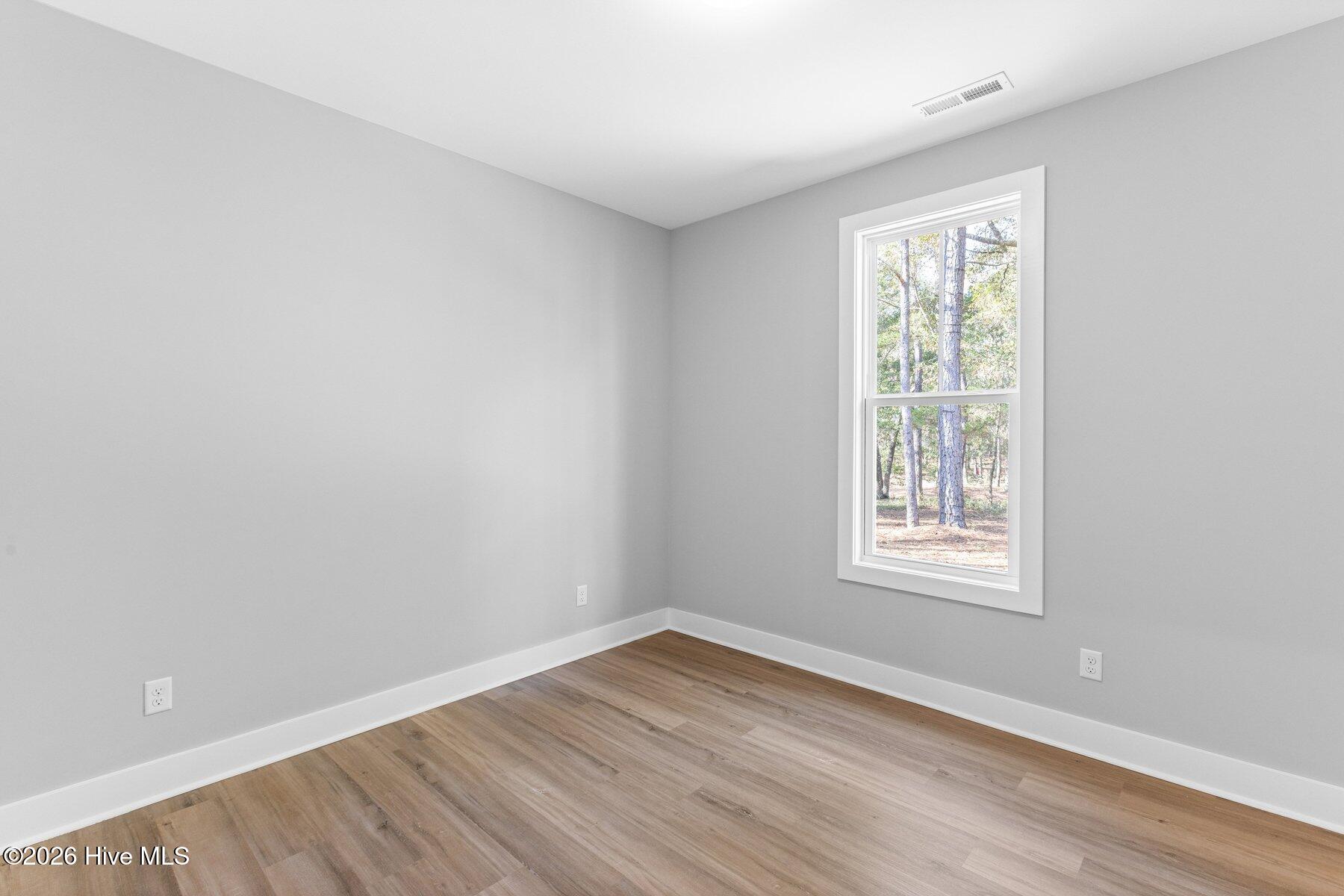 100554265 | Photo 29