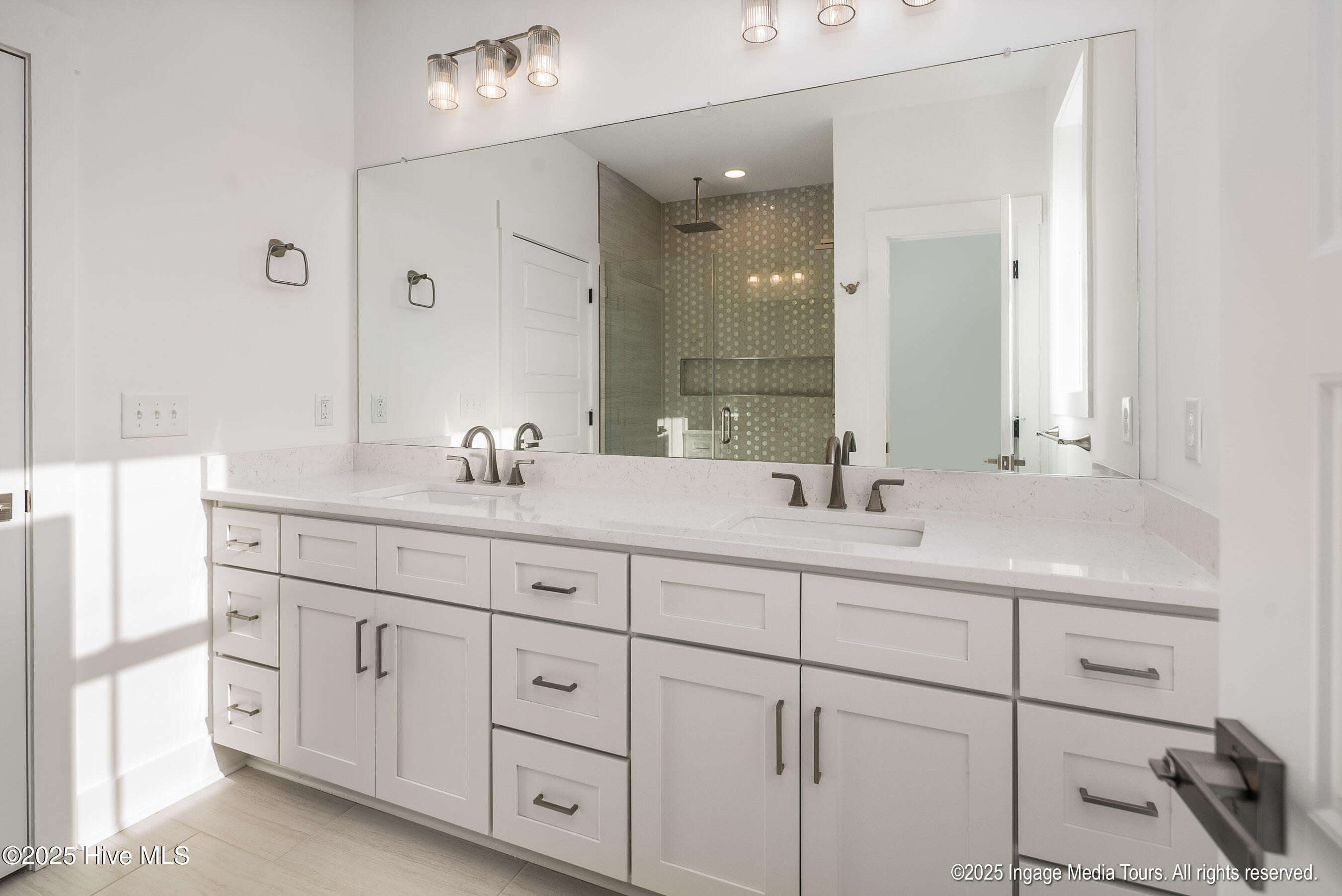 121 Castle Court, Washington, NC, 27889