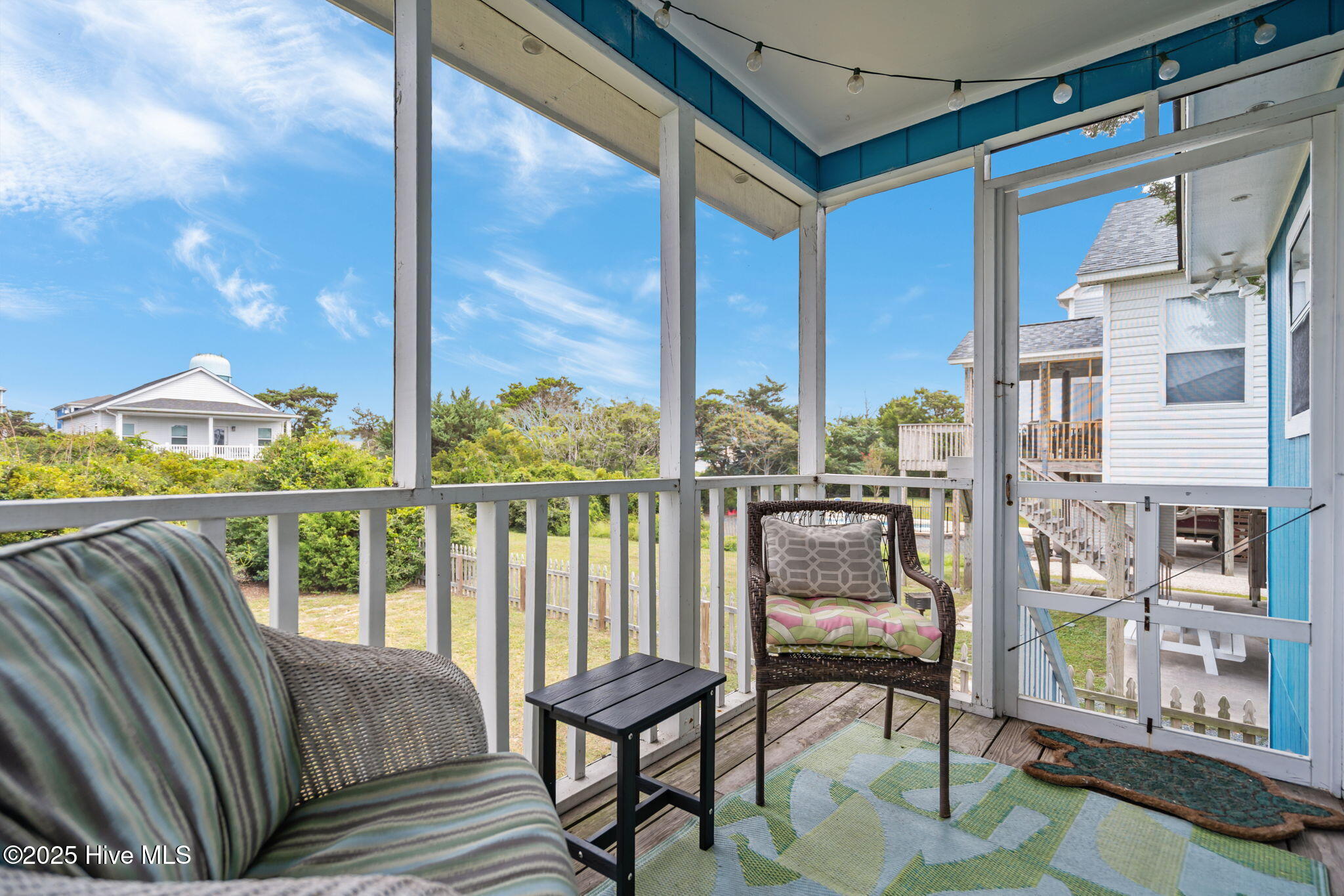 100531586 | Photo 33