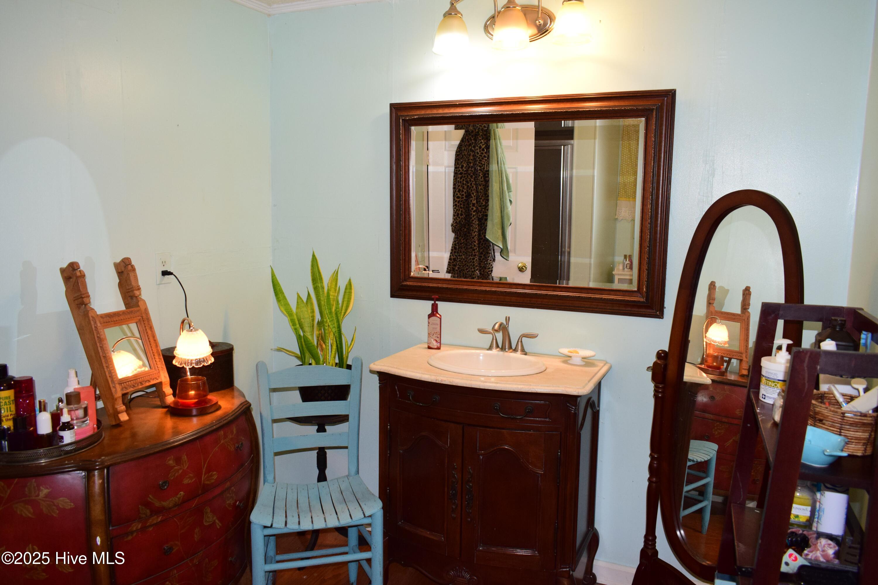 100543289 | Photo 31