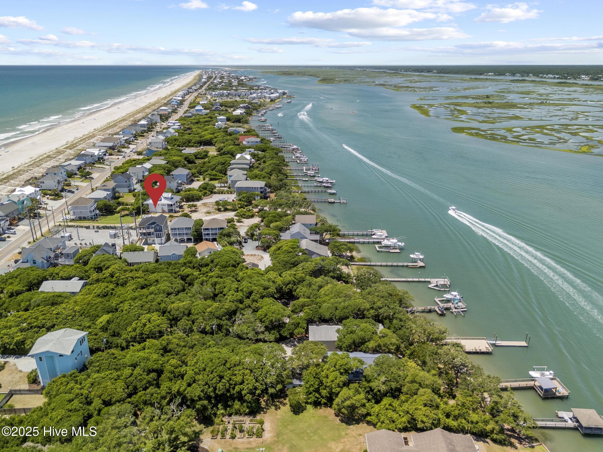 100498543 | Photo 131