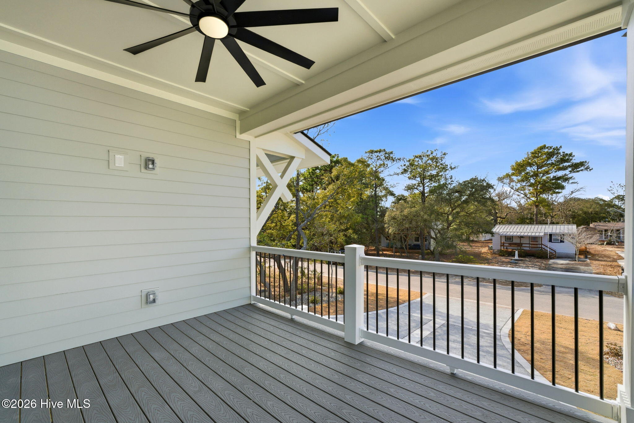 100554131 | Photo 20