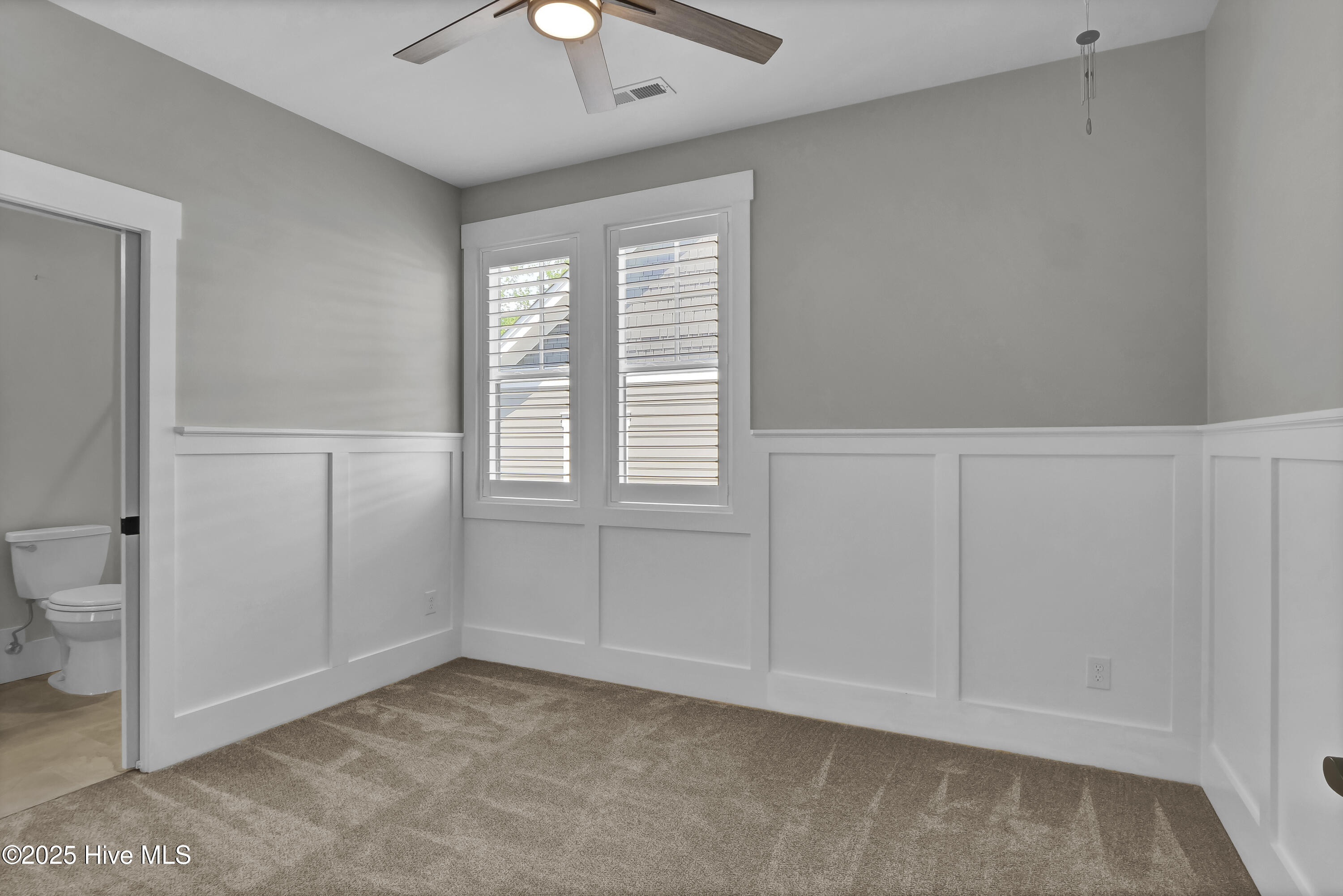 100550723 | Photo 30