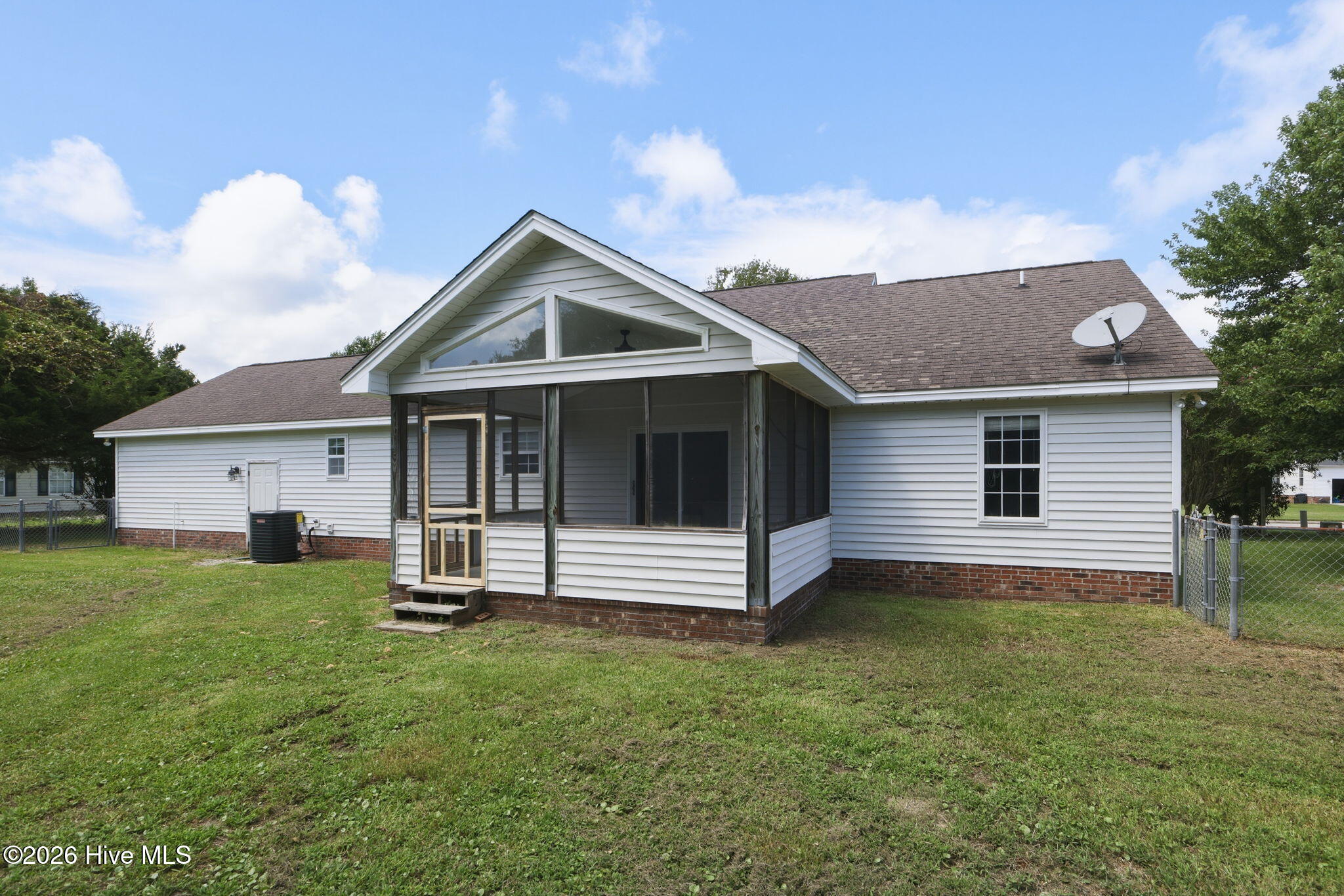 2011 Cambridge Downs Drive,Morehead City