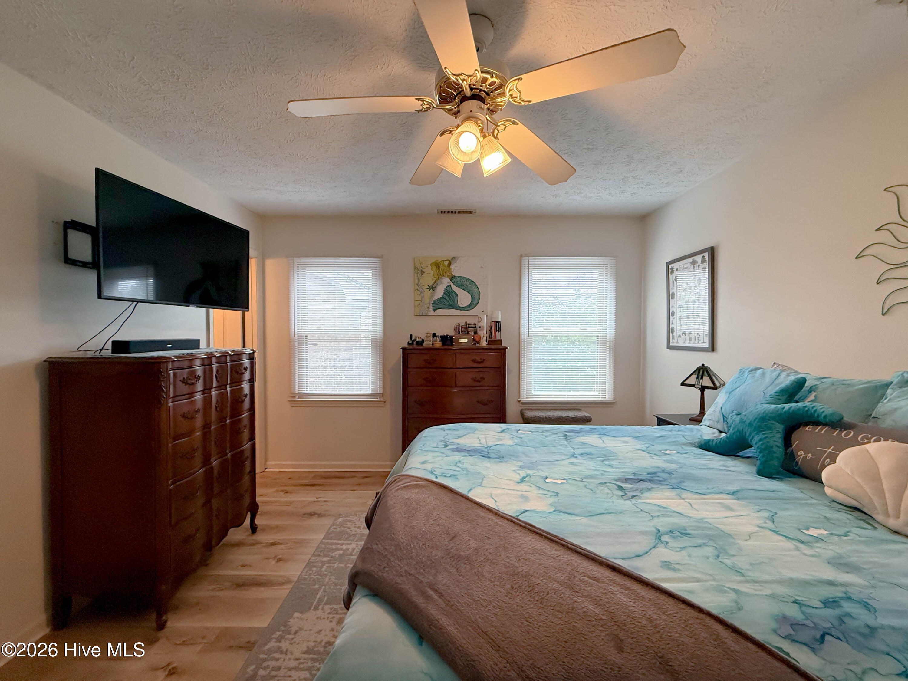 100556502 | Photo 37