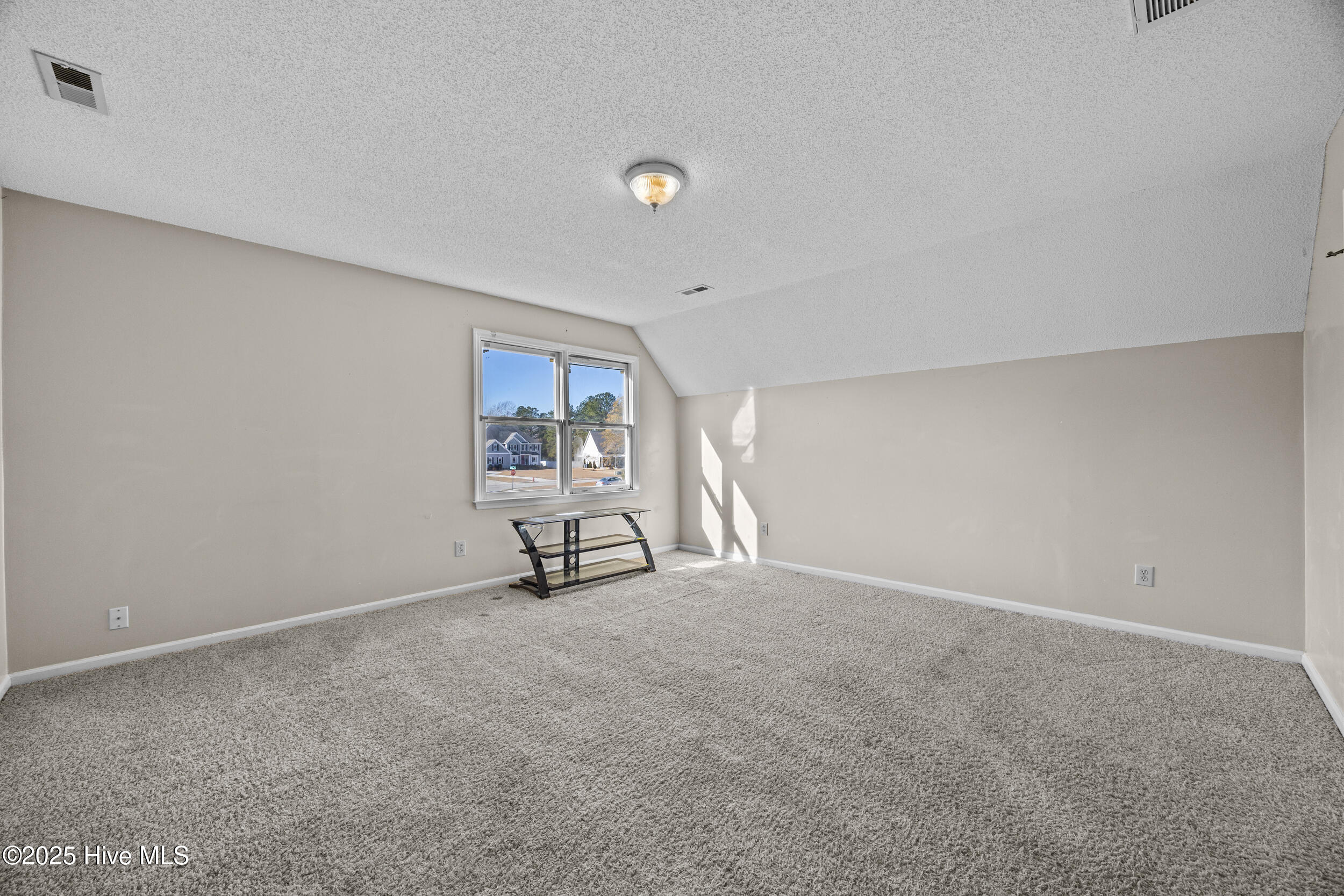 100545439 | Photo 31