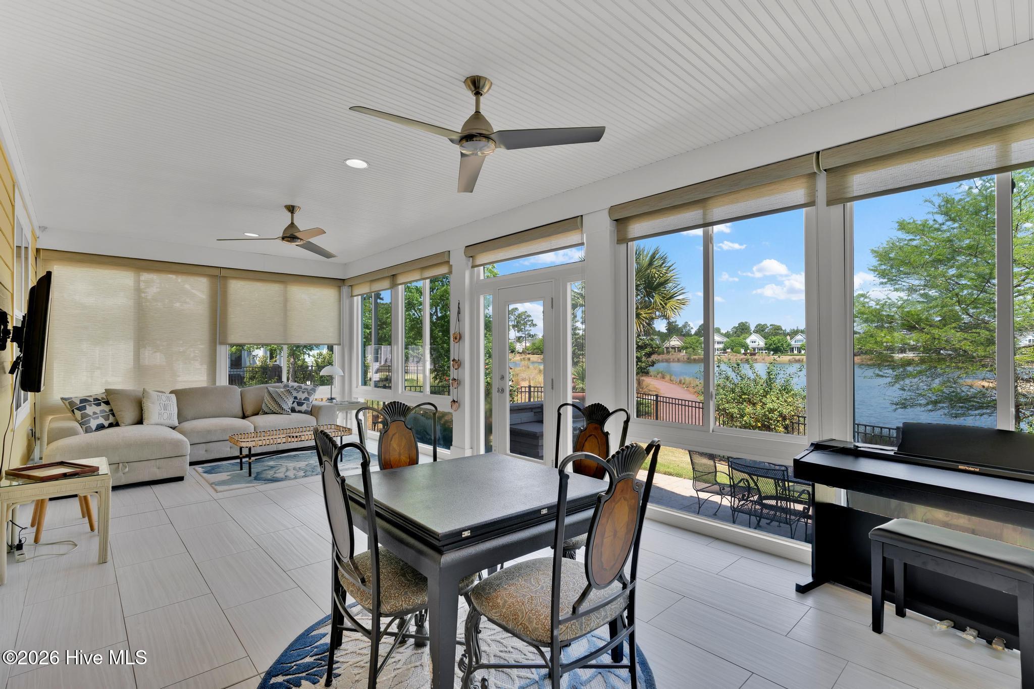 100569949 | Photo 40