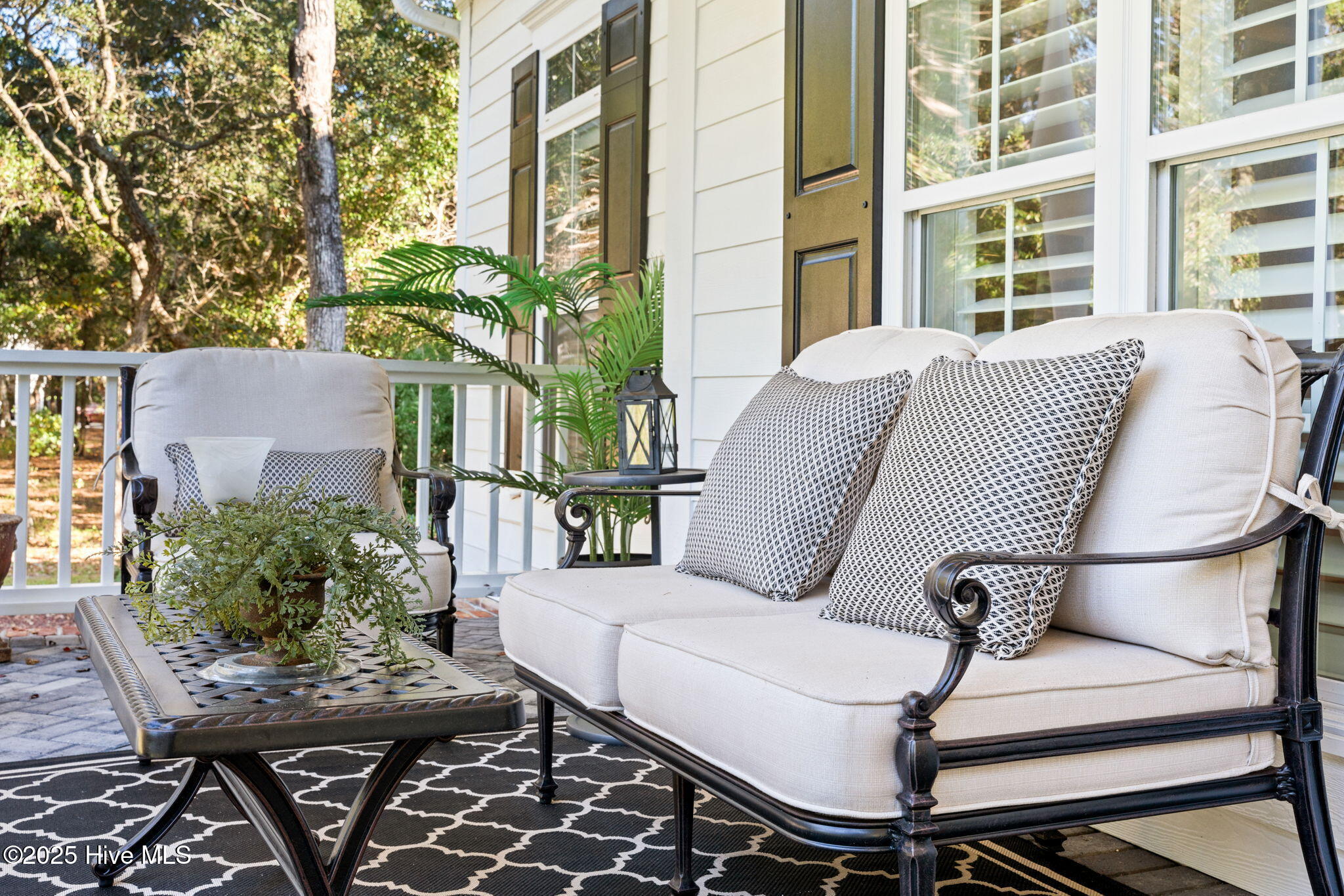 100549580 | Photo 12