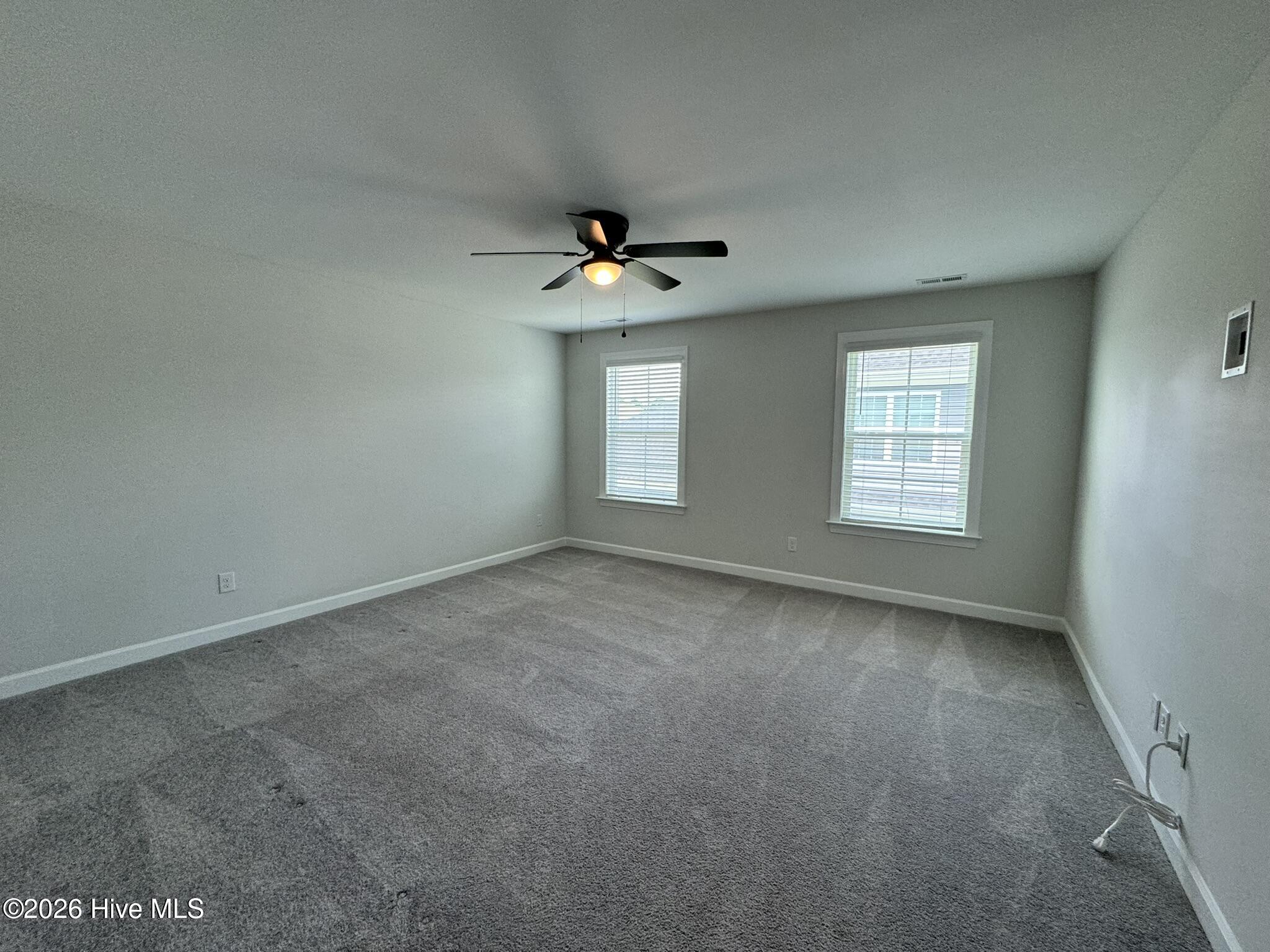 100558749 | Photo 32