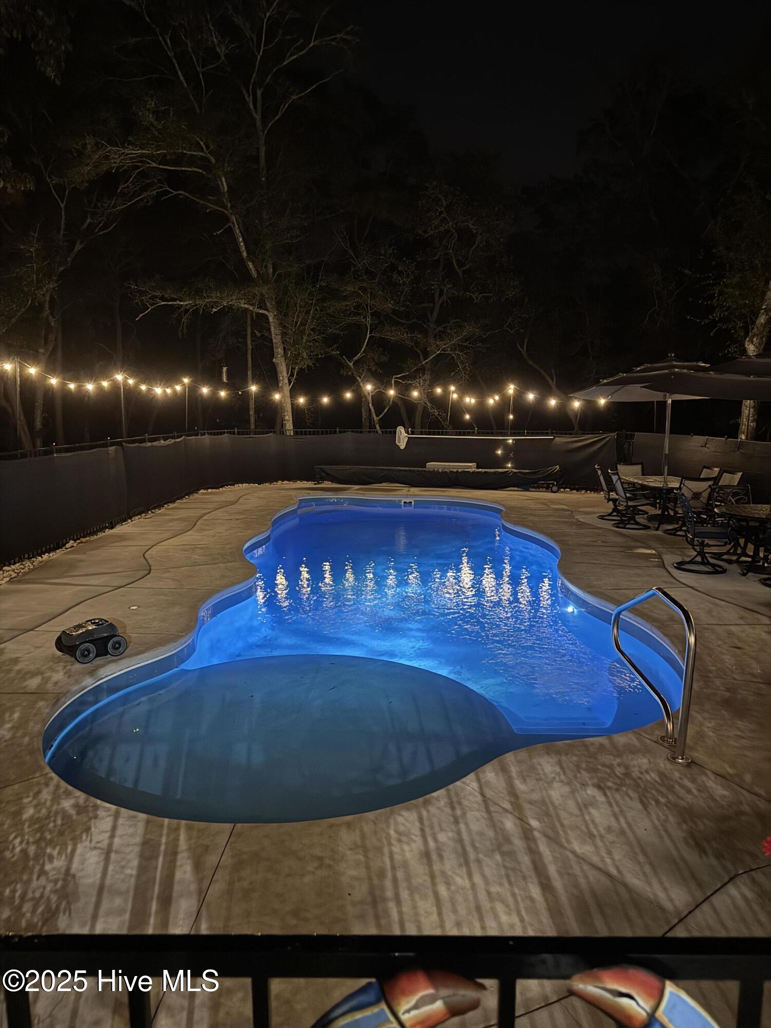 100526199 | Photo 39