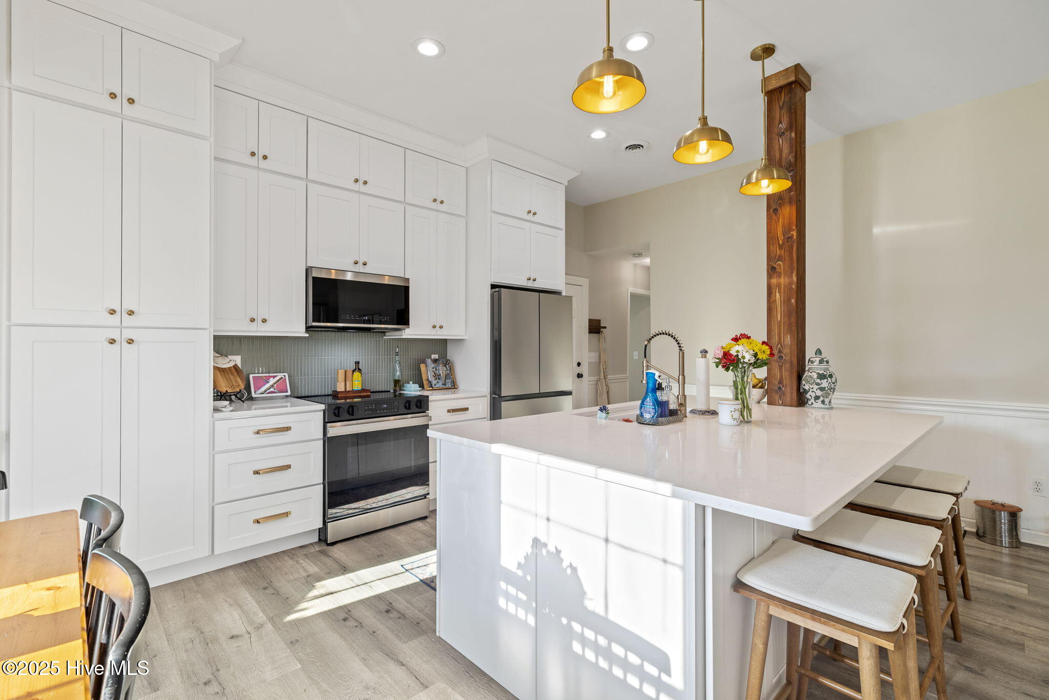 100539678 | Photo 16