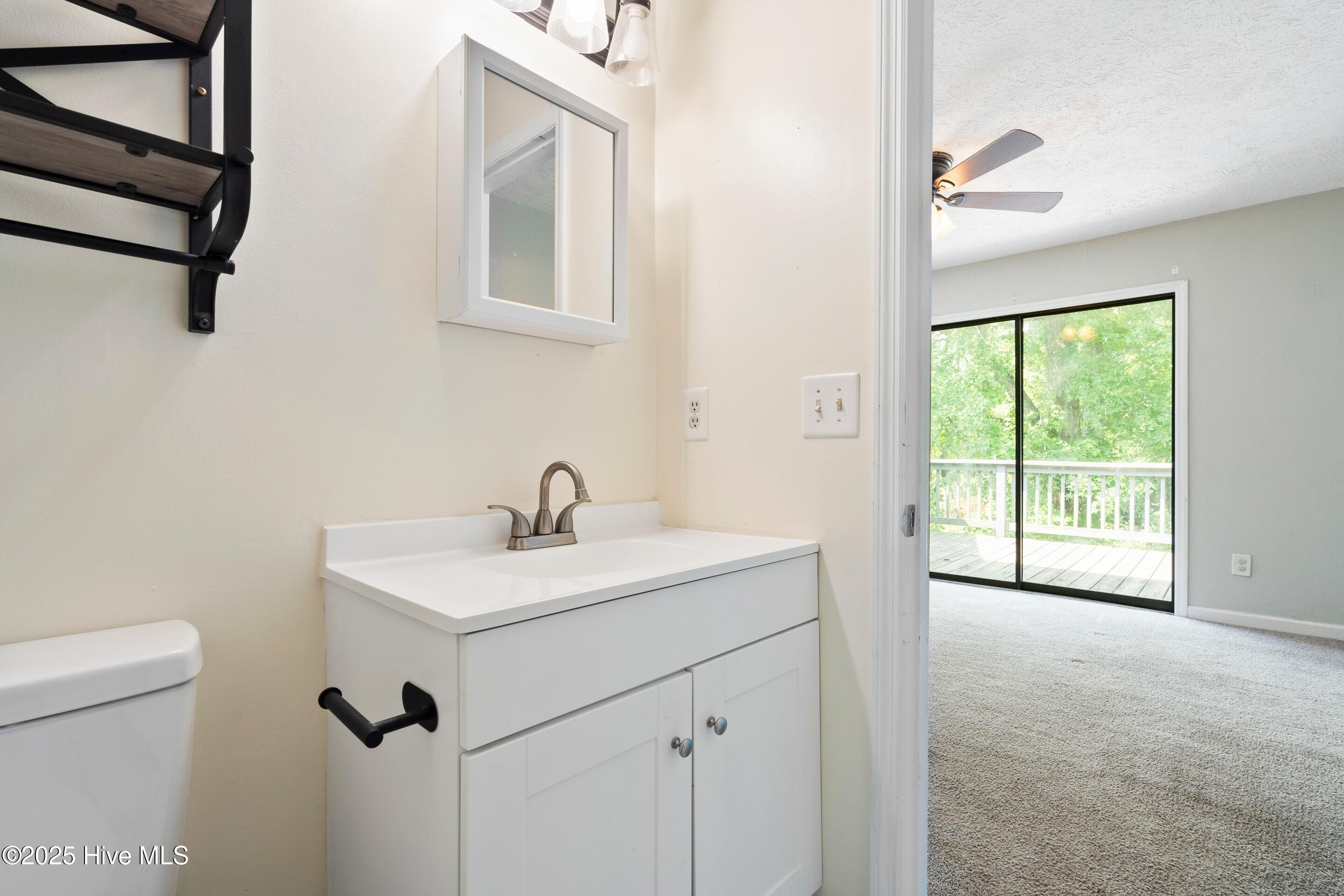 100517492 | Photo 38