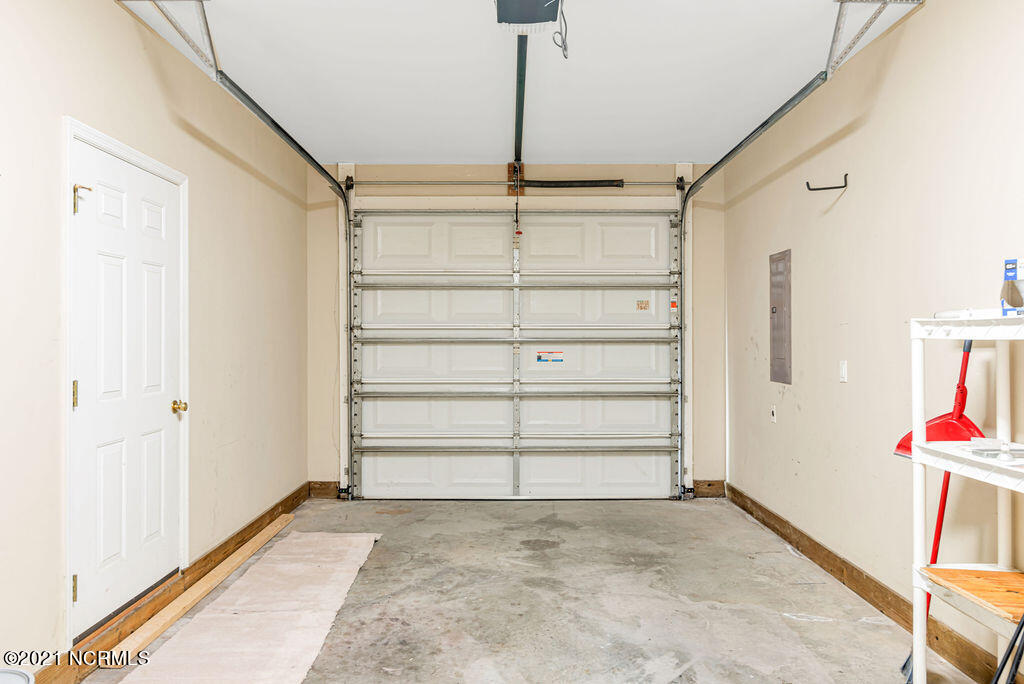 100530654 | Photo 29