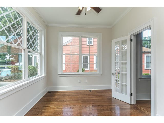 Sunroom/flex room/office