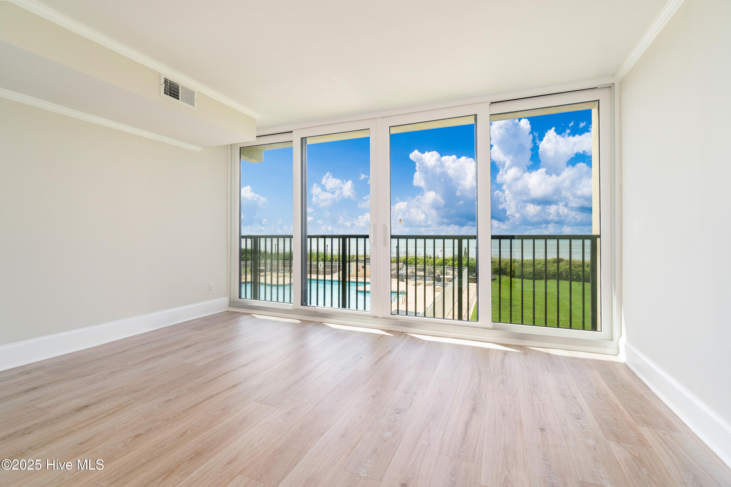 2305 W Fort Macon Road UNIT 207, Atlantic Beach, NC, 28512