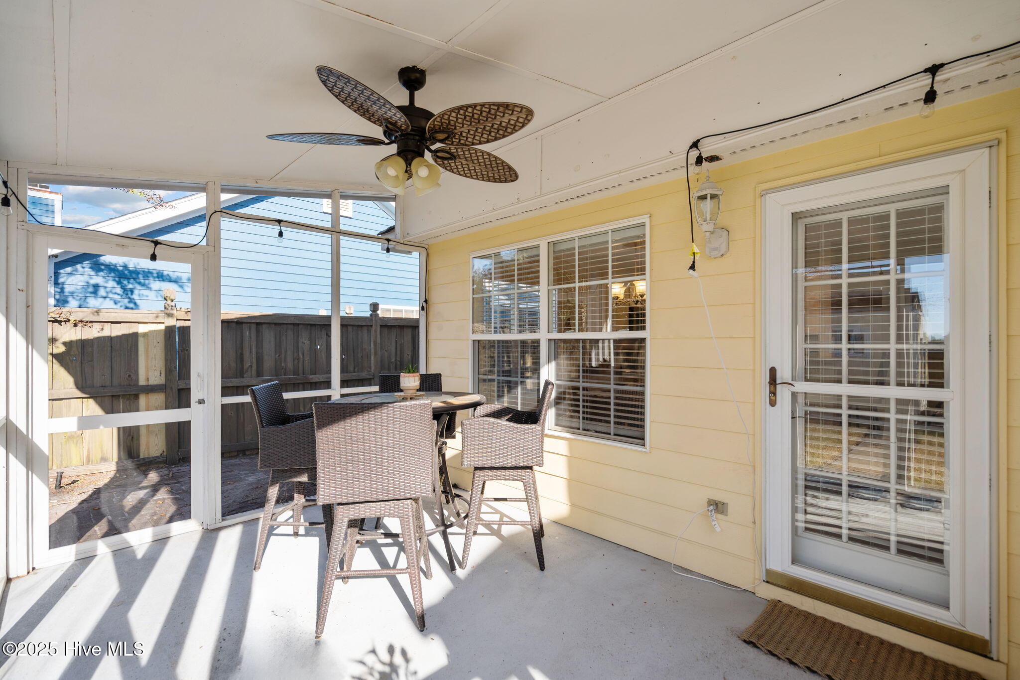 100541640 | Photo 26