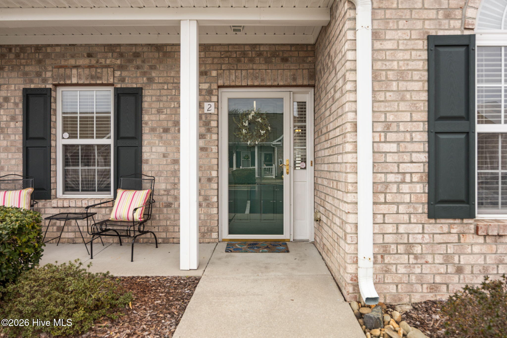 100556175 | Photo 32