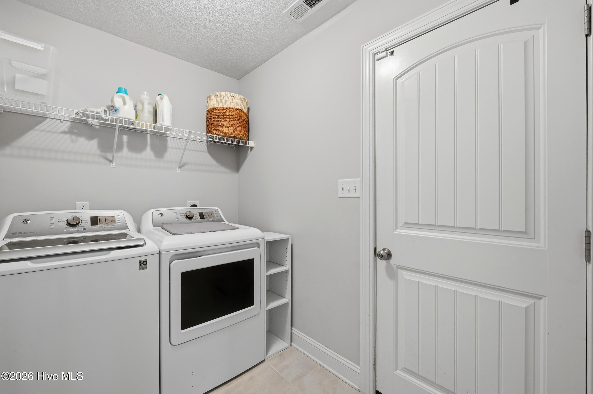 100567654 | Photo 20