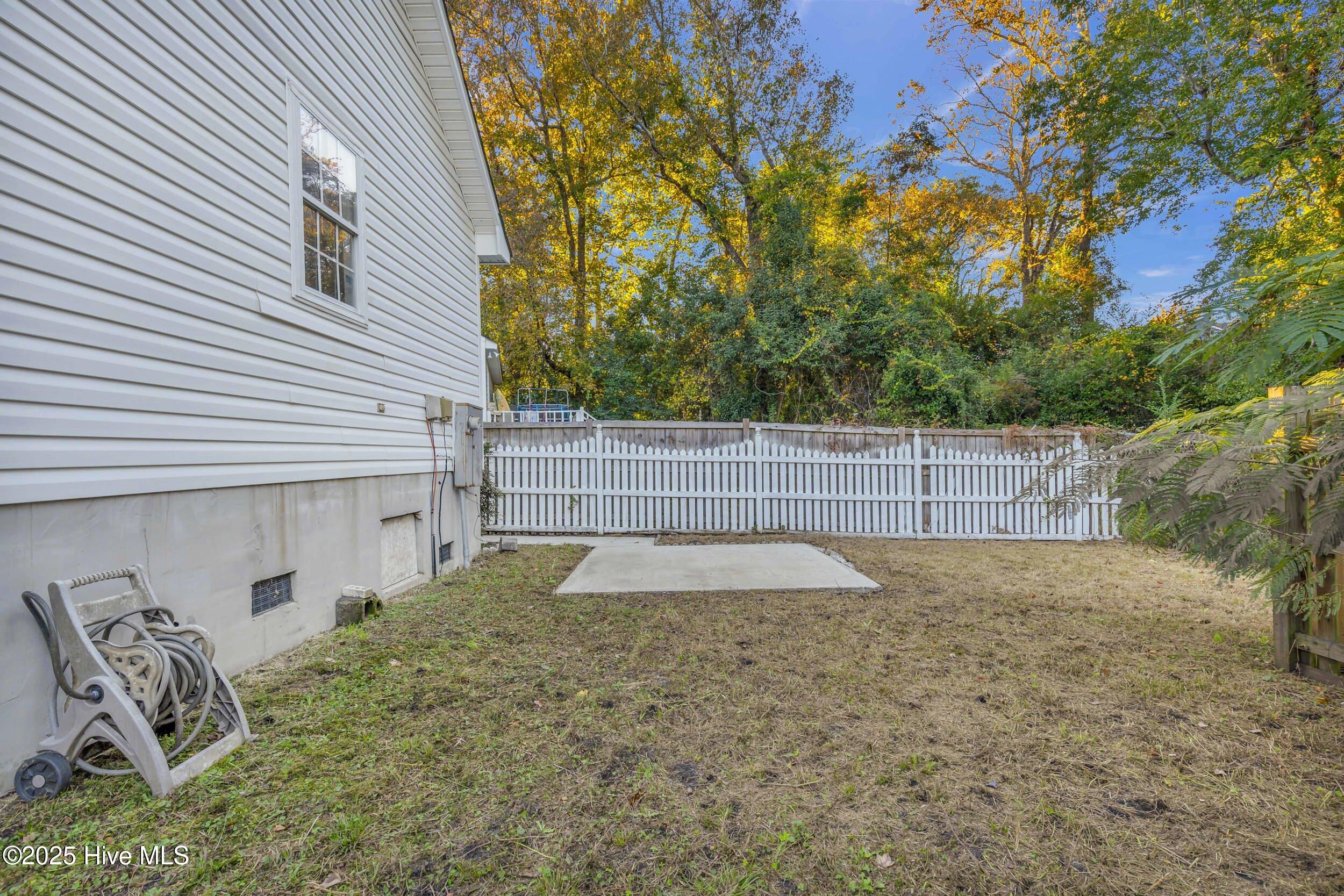 100540168 | Photo 31