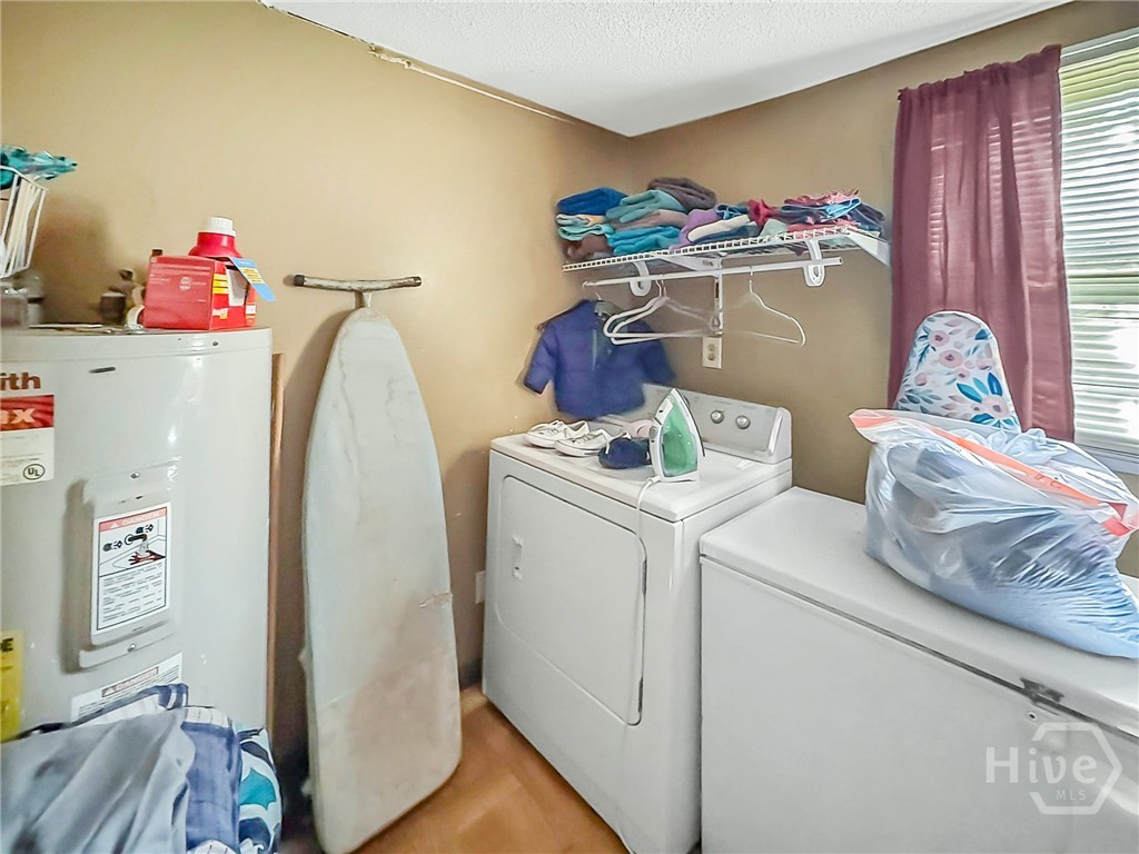 Homes for sale in Savannah, GA | 725 Fruit St, Savannah, GA 31415 | MLS# SA344836